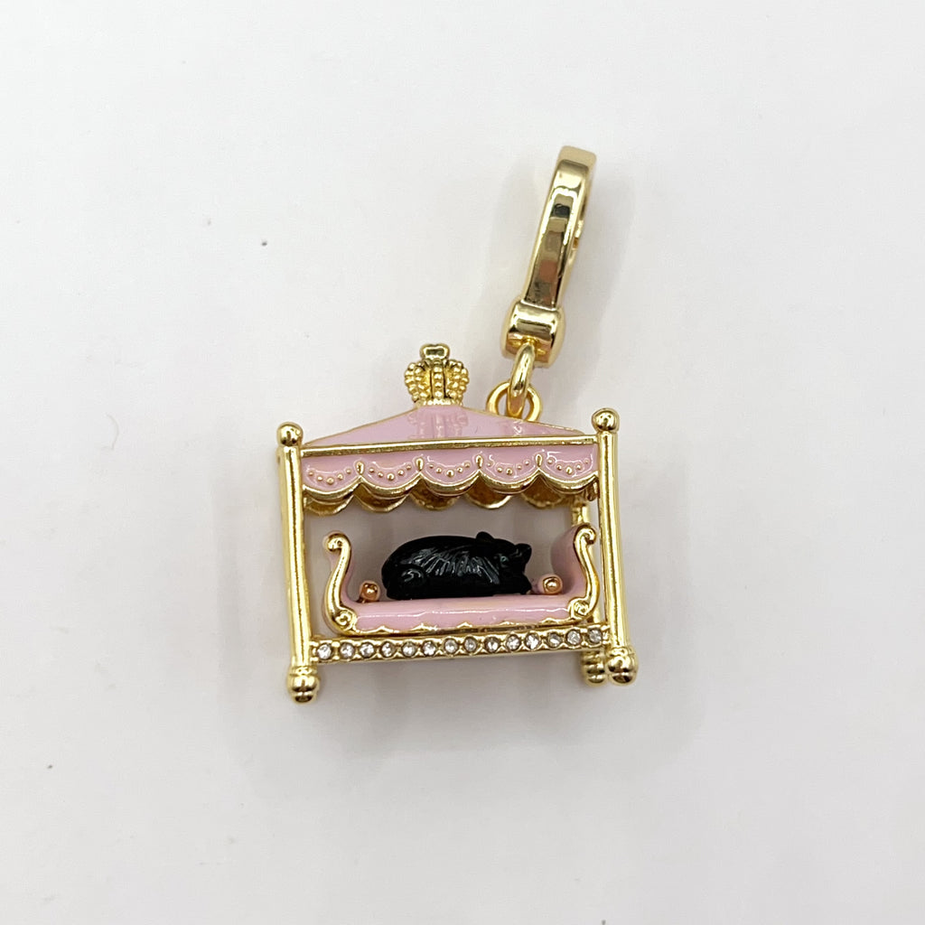 F11-Juicy Couture dog bed charm