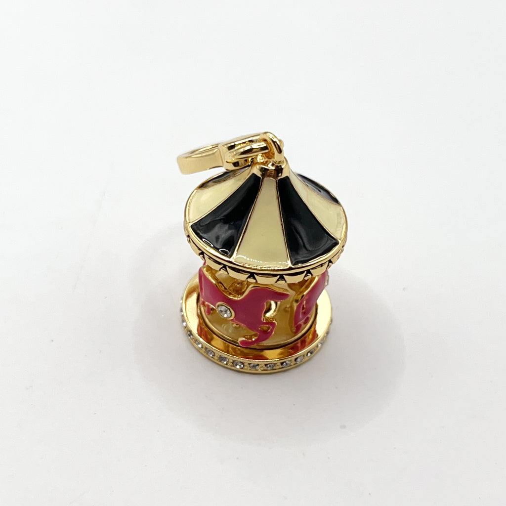 W03-Juicy Couture carousel charm