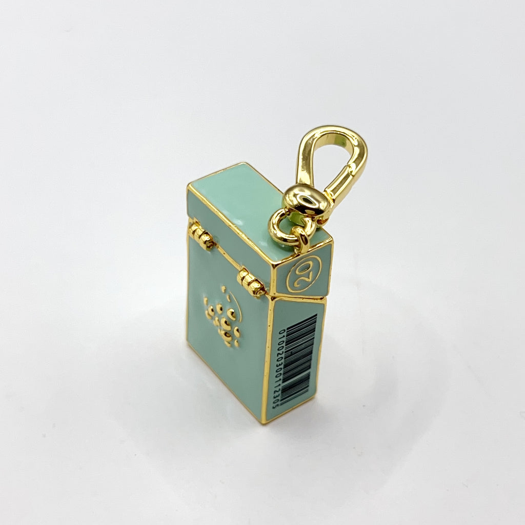 ARI001-ARI Dreams box of cigarettes charm
