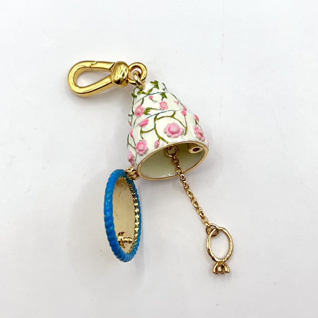 ARI008-ARI Dreams wedding cake charm