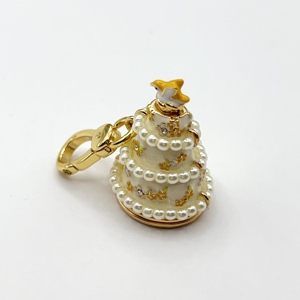 O02-Juicy Couture wedding cake charm