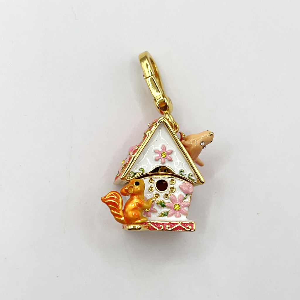 ARI004-ARI Dreams squirrel house charm