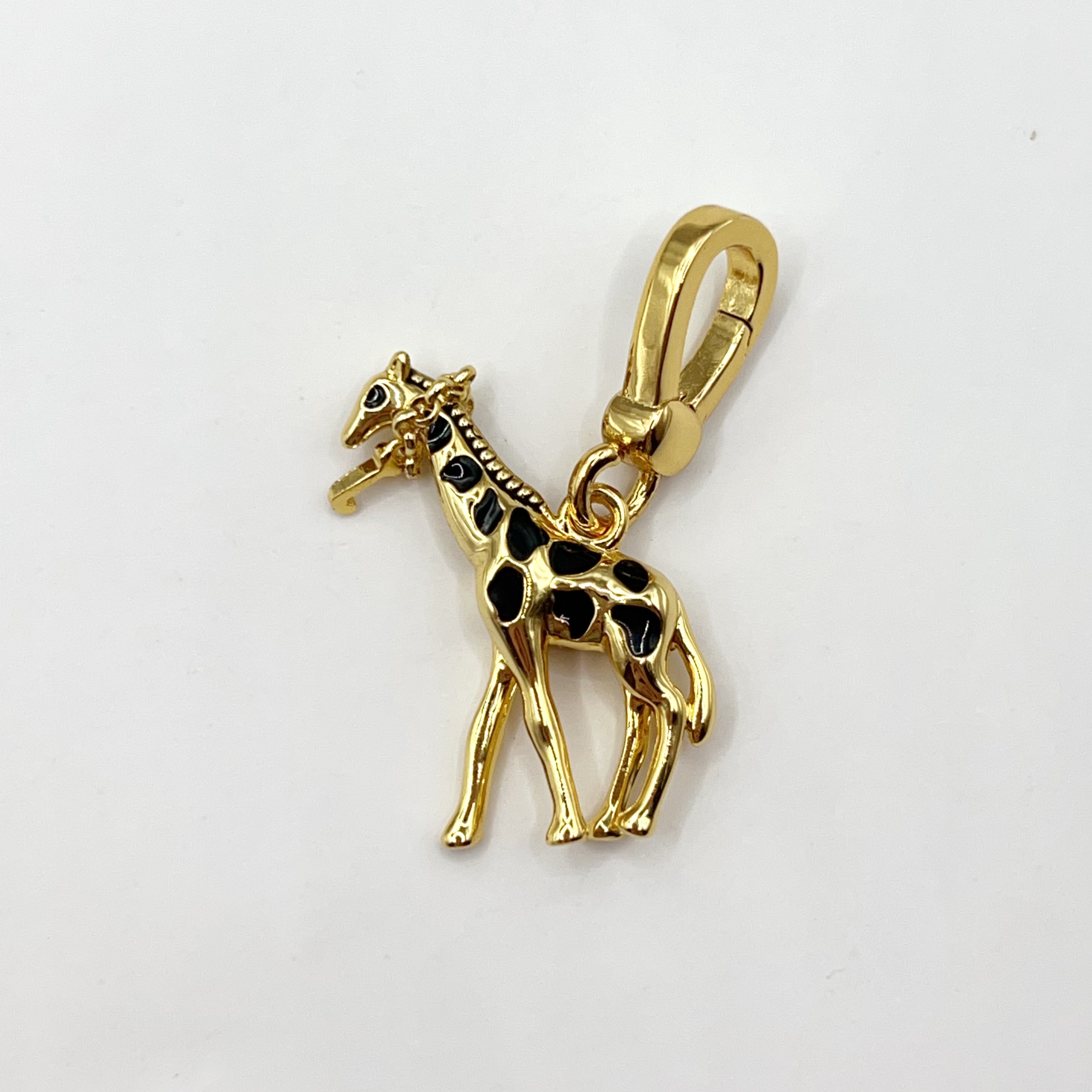 A04-Juicy Couture giraffe charm