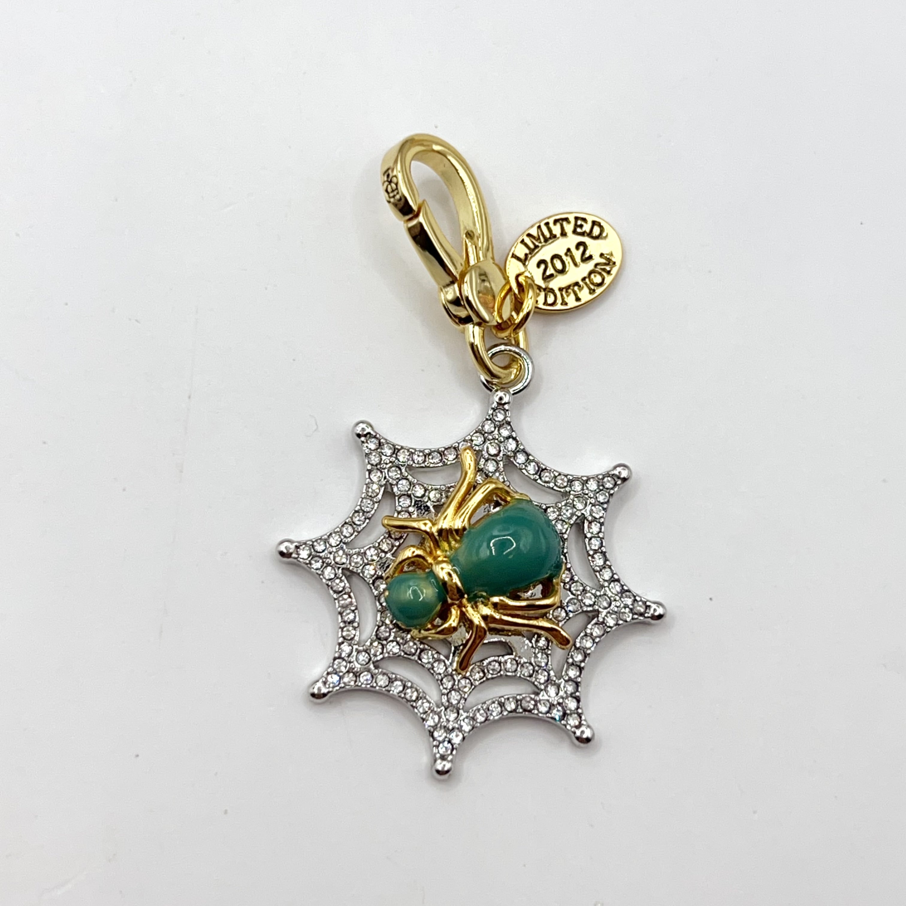 X04-Juicy Couture spider charm