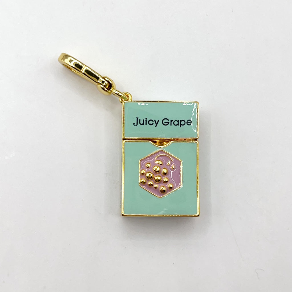 ARI001-ARI Dreams box of cigarettes charm