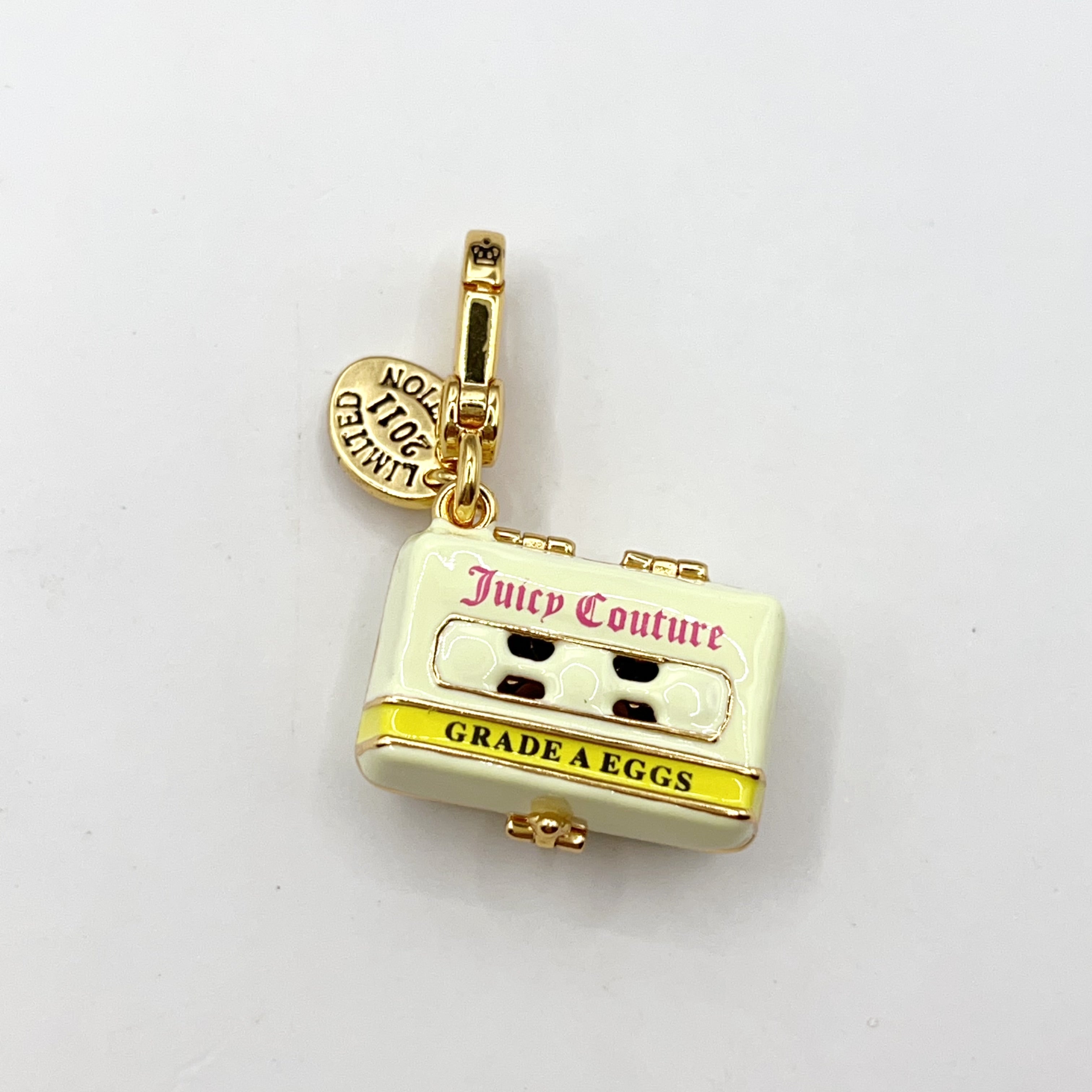 R06-Juicy Couture egg carton charm