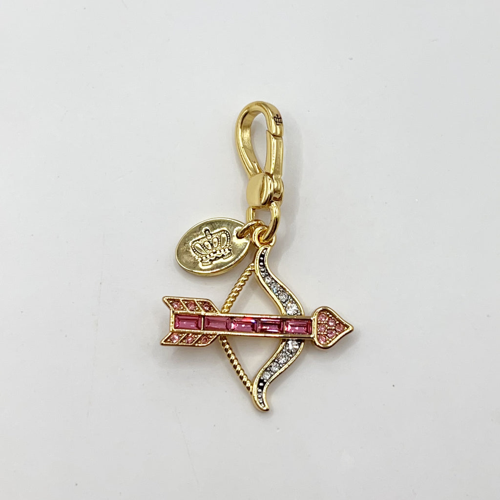 M06-Juicy Couture love arrow charm
