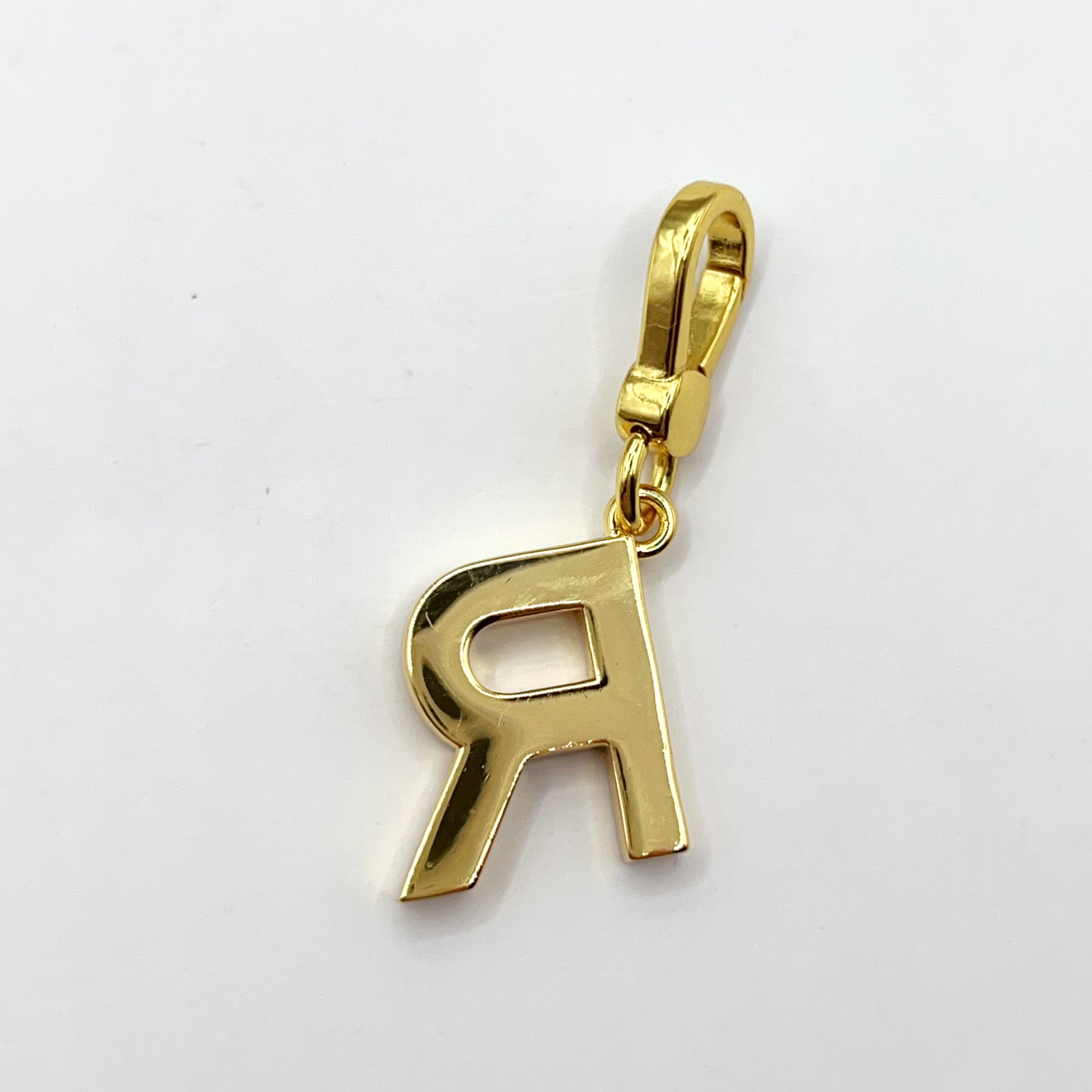 JC666-Juicy Couture letter R charm