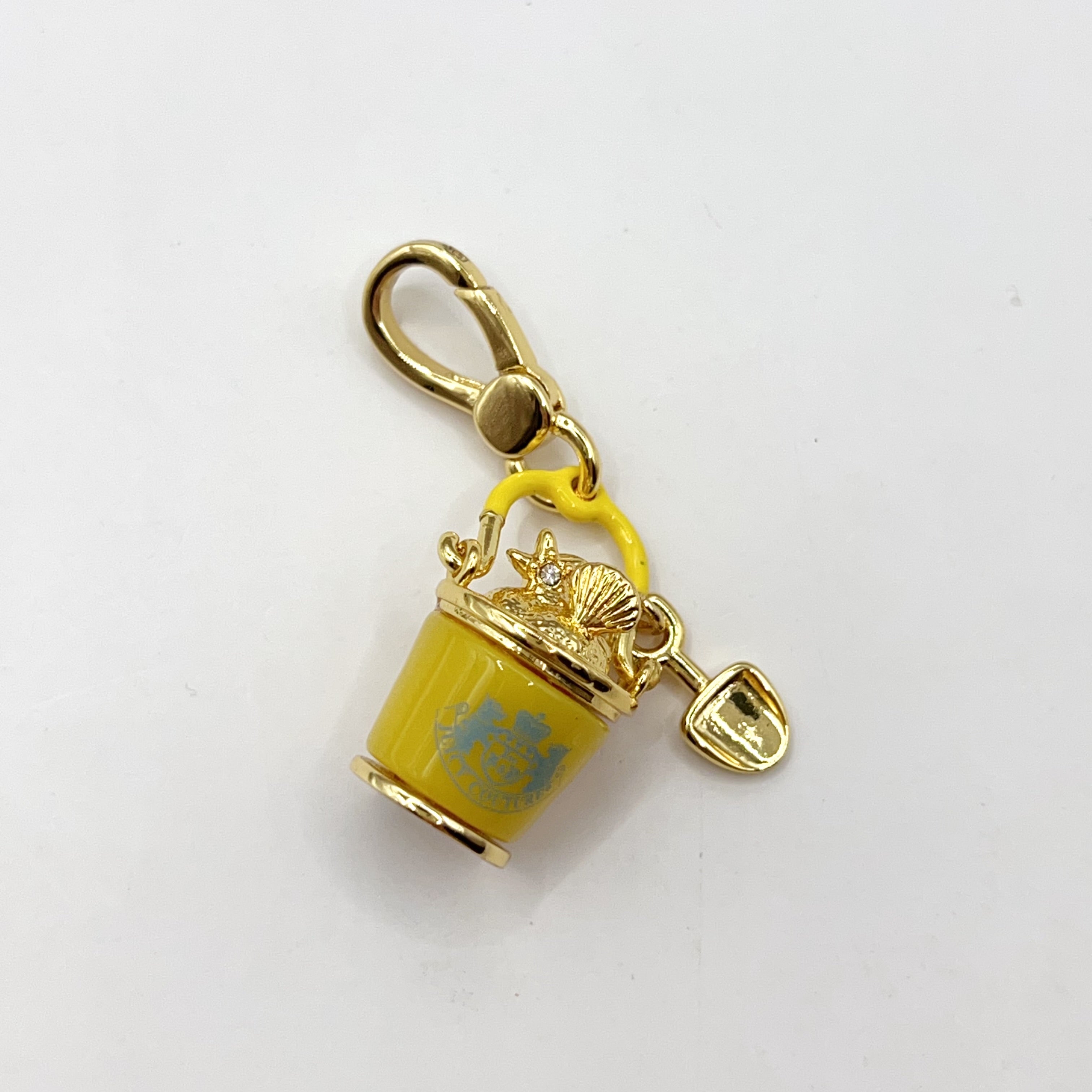 N04-Juicy Couture bucket of seashells charm