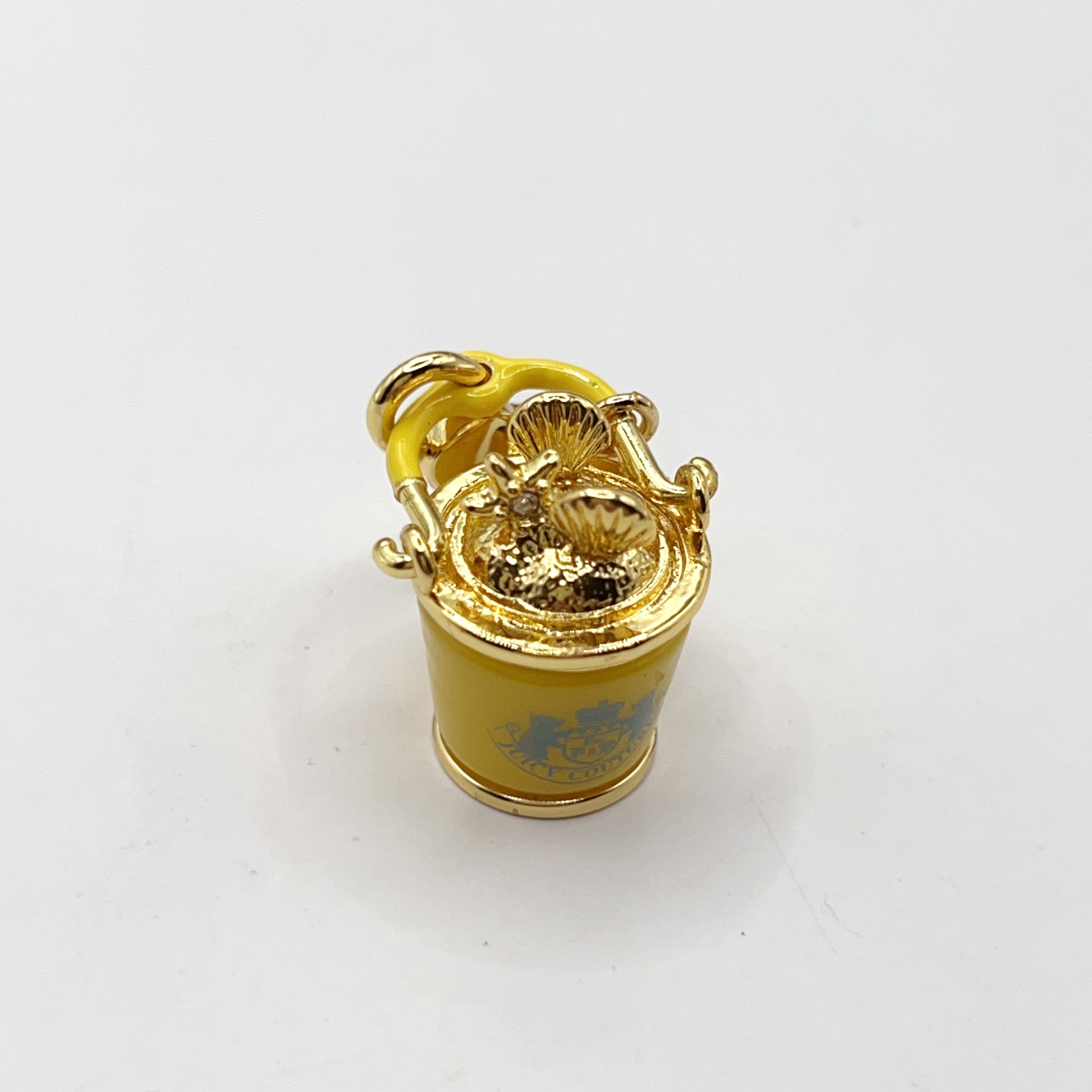 N04-Juicy Couture bucket of seashells charm