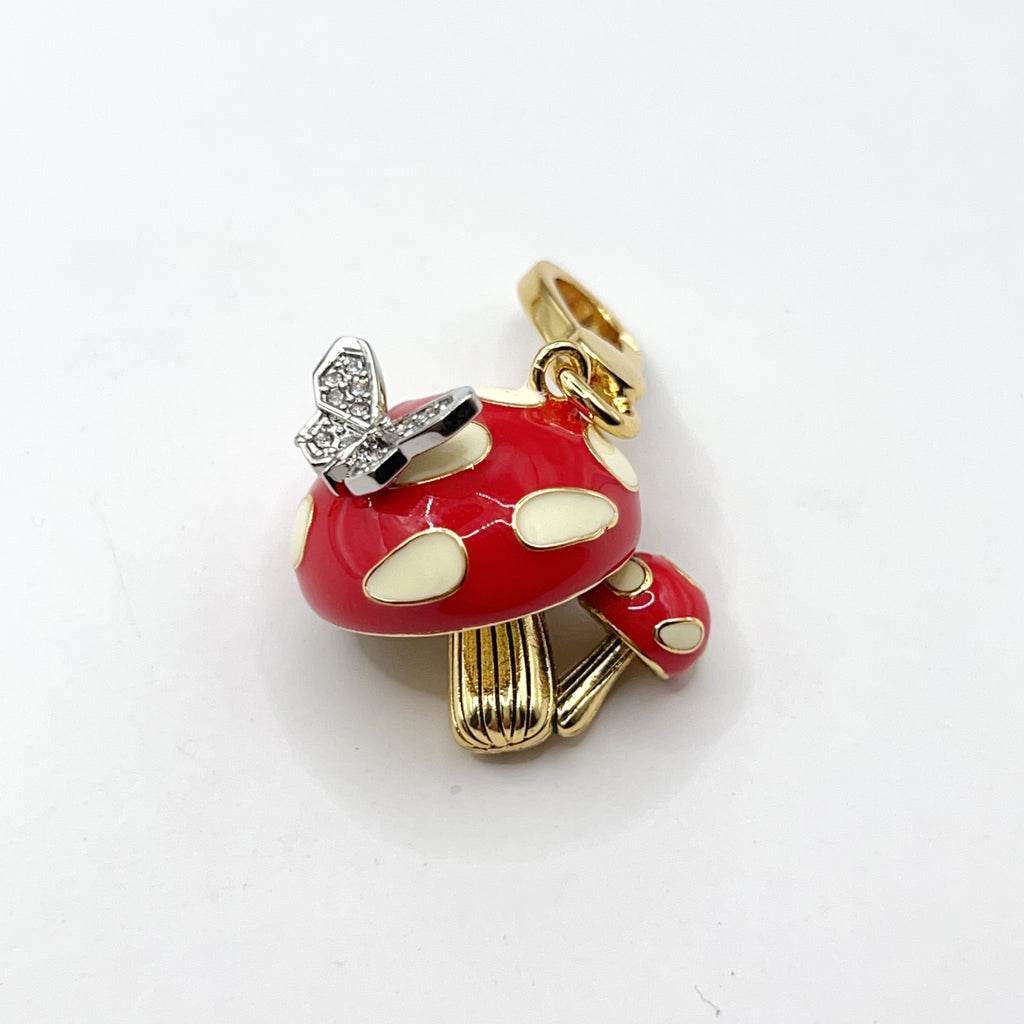 P04-Juicy Couture mushroom charm