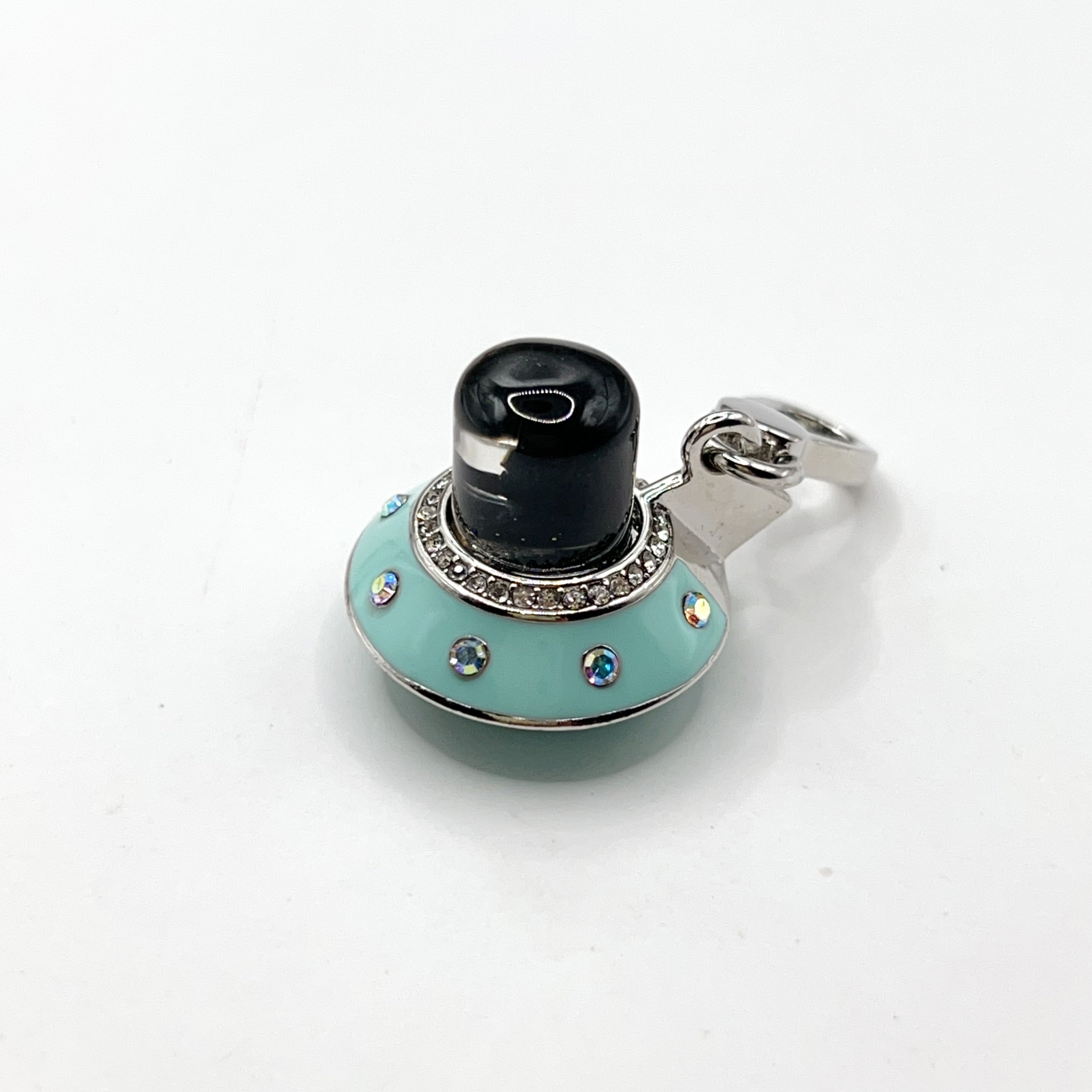 V11-Juicy Couture UFO charm