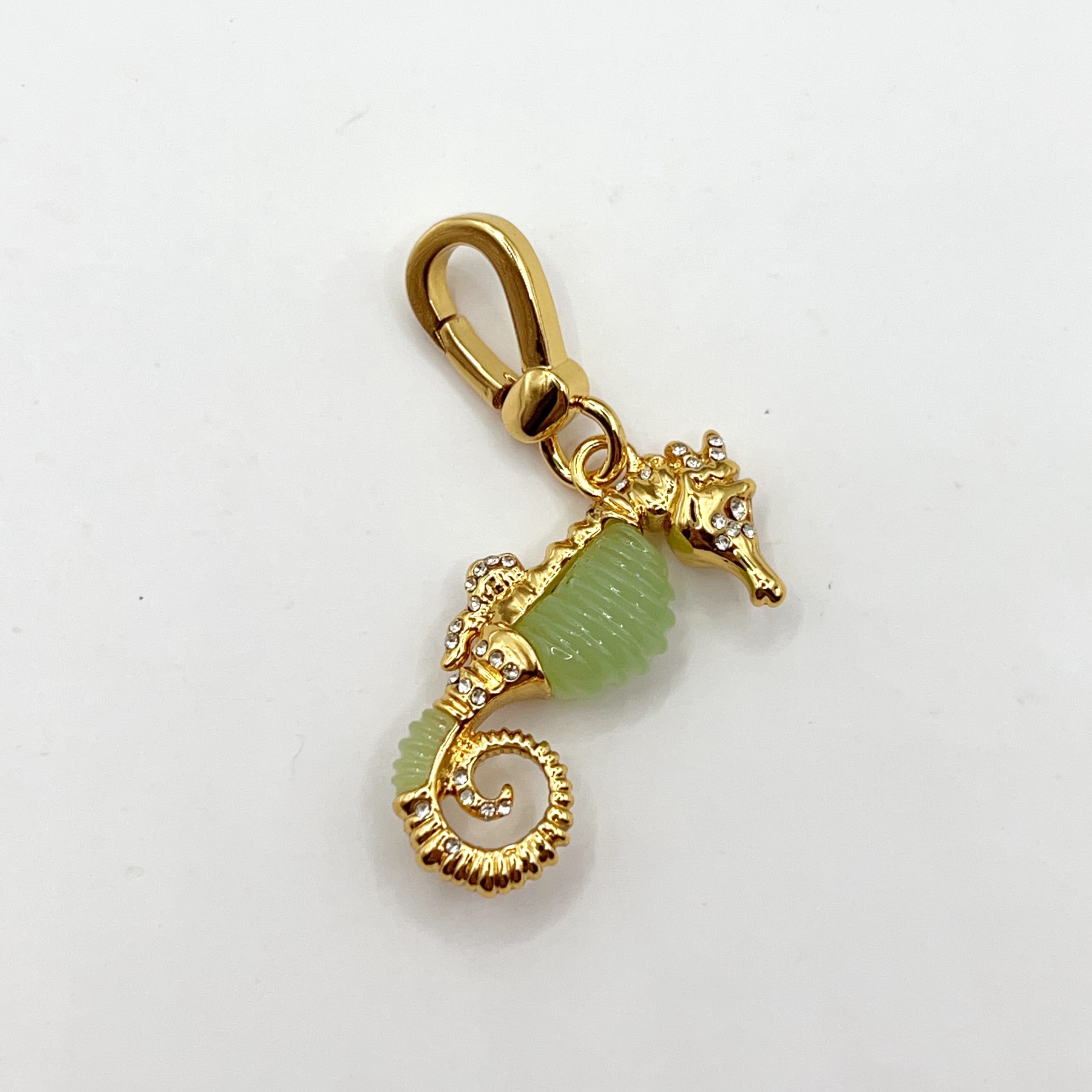 I04-Juicy Couture seahorse charm