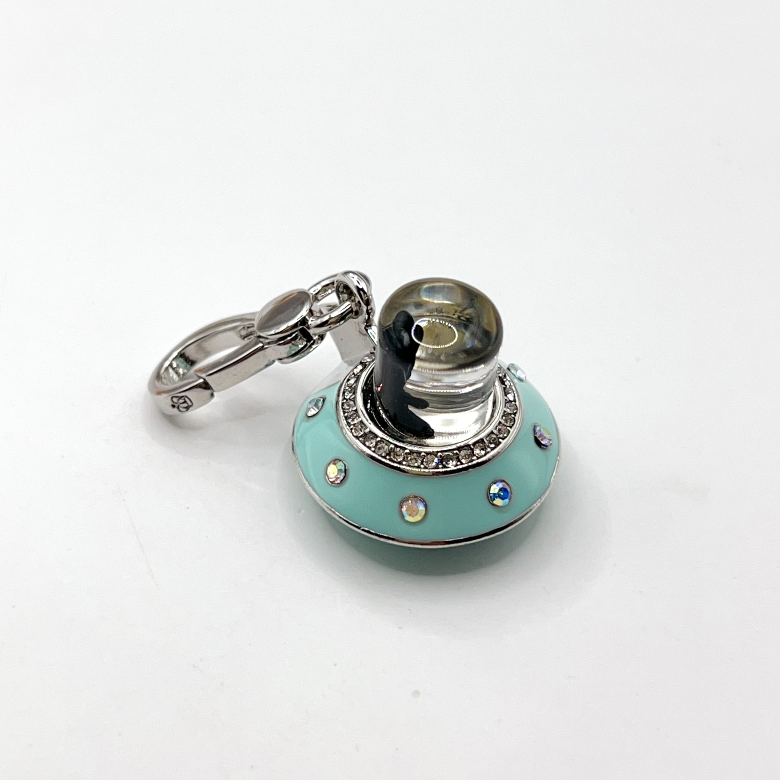 V11-Juicy Couture UFO charm