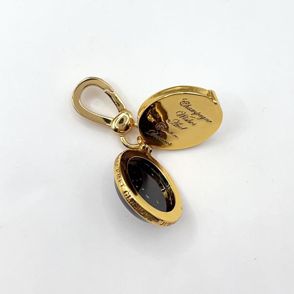 JC074-Juicy Couture caviar charm