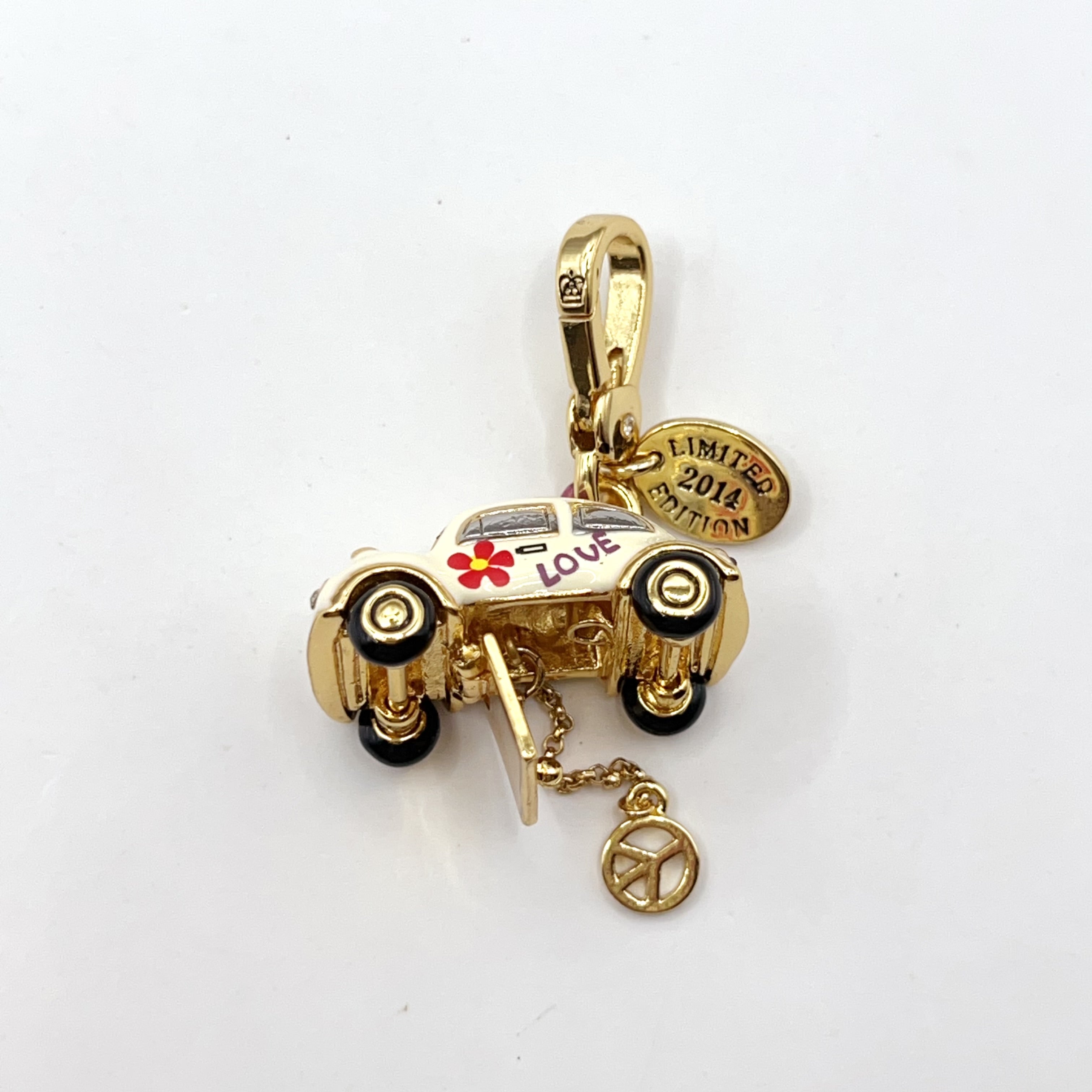 JC026-Juicy Couture love bug charm