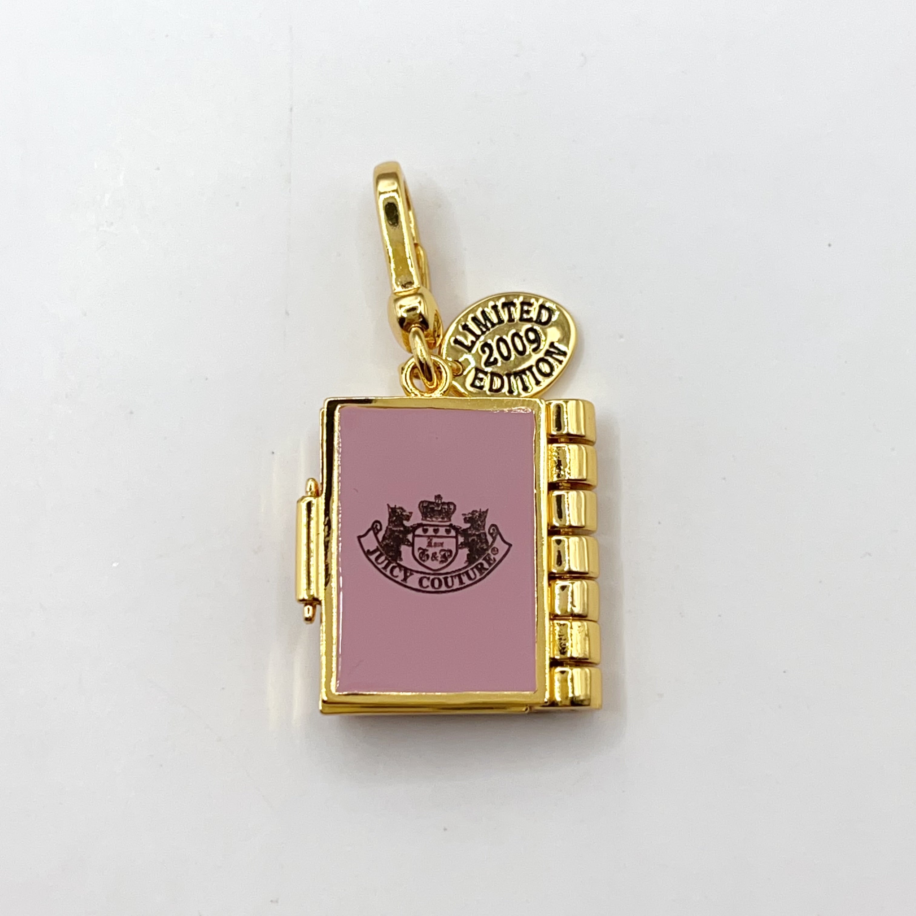 C01-Juicy Couture book charm