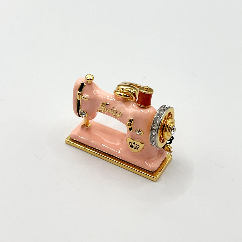 JC548-Juicy Couture sewing machine charm