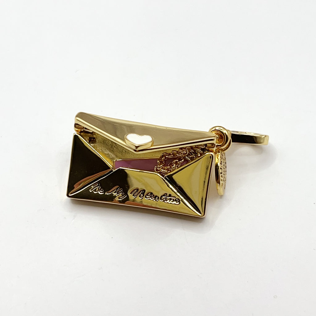 JC010-Juicy Couture love letter charm