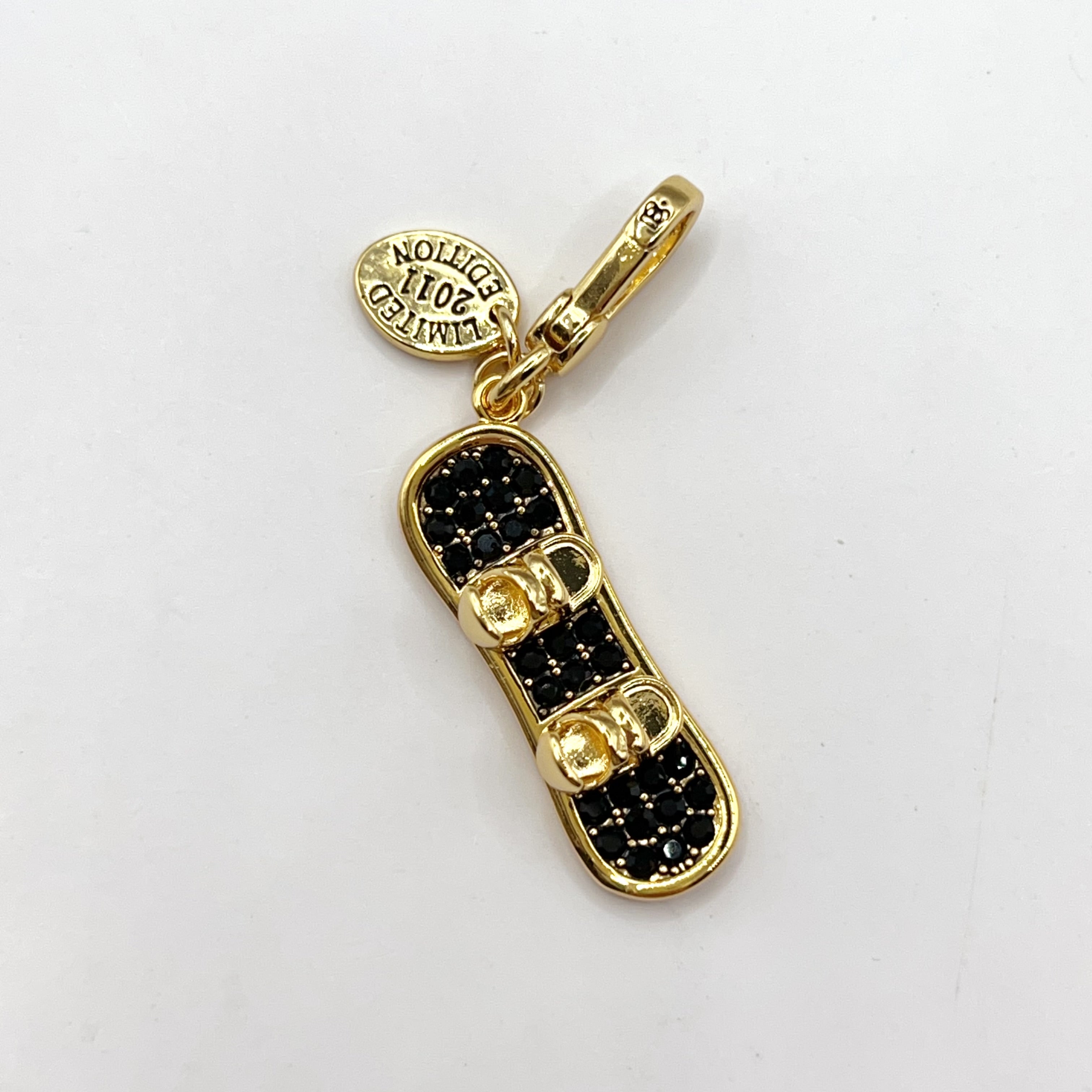 JC518-Juicy Couture ski board charm