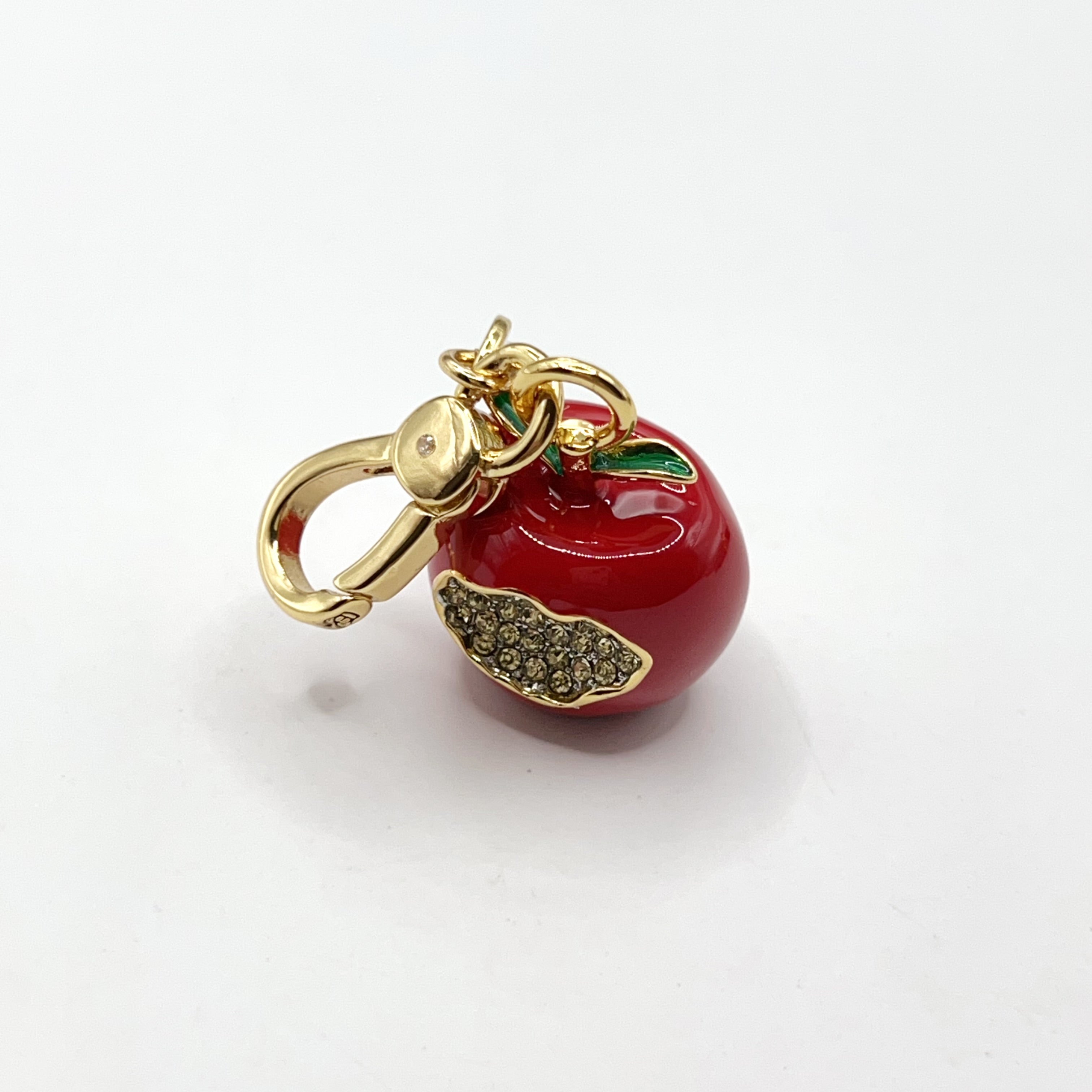 L07-Juicy Couture bitten apple charm
