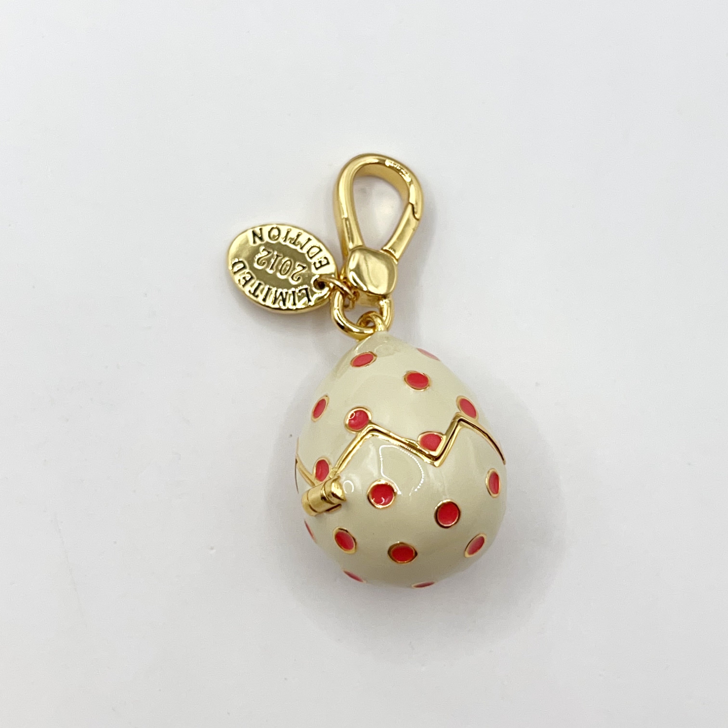 I07-Juicy Couture chicken in cracked egg charm