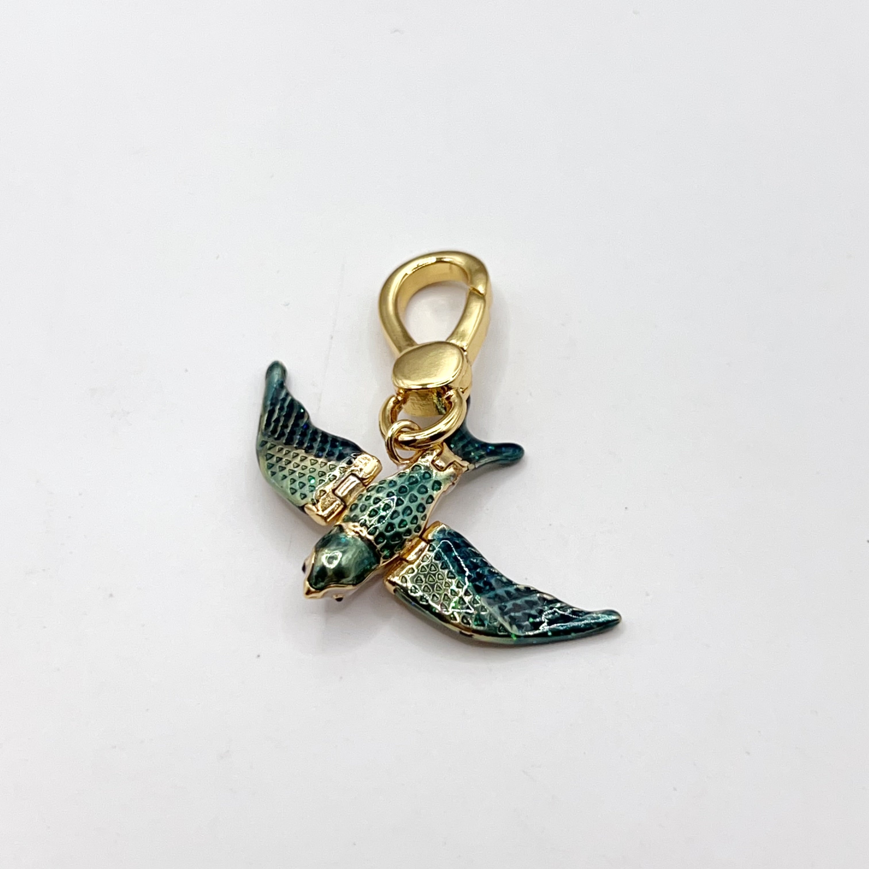 K11-Juicy Couture sparrow charm