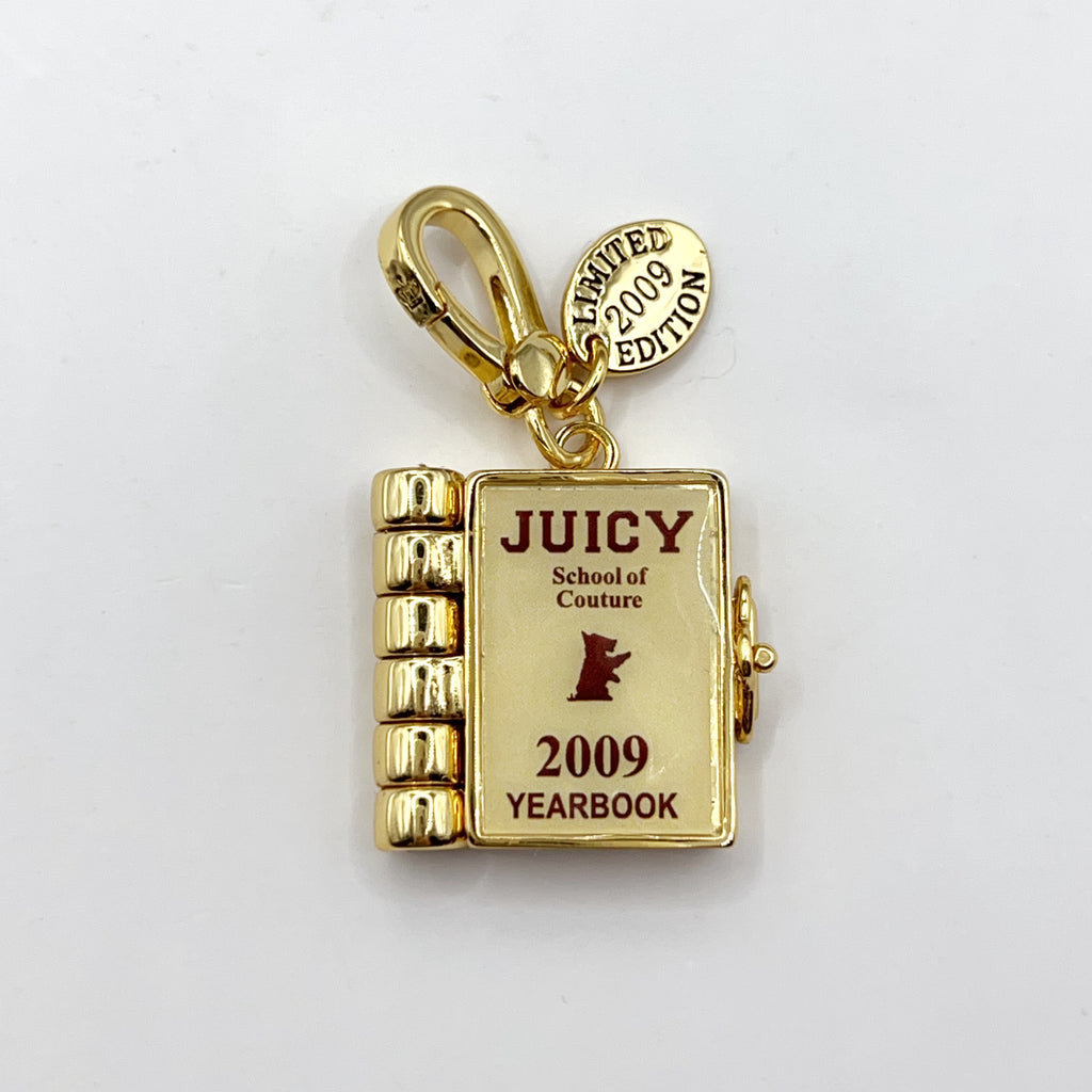 I10-Juicy Couture year book charm