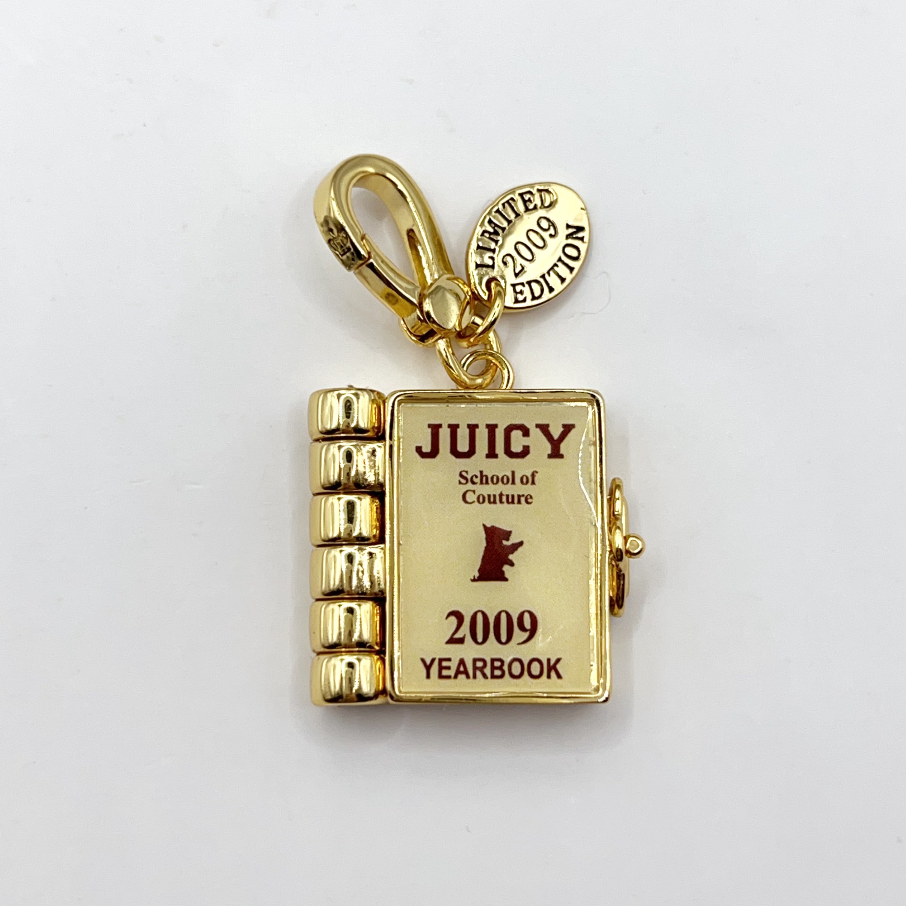 I10-Juicy Couture year book charm