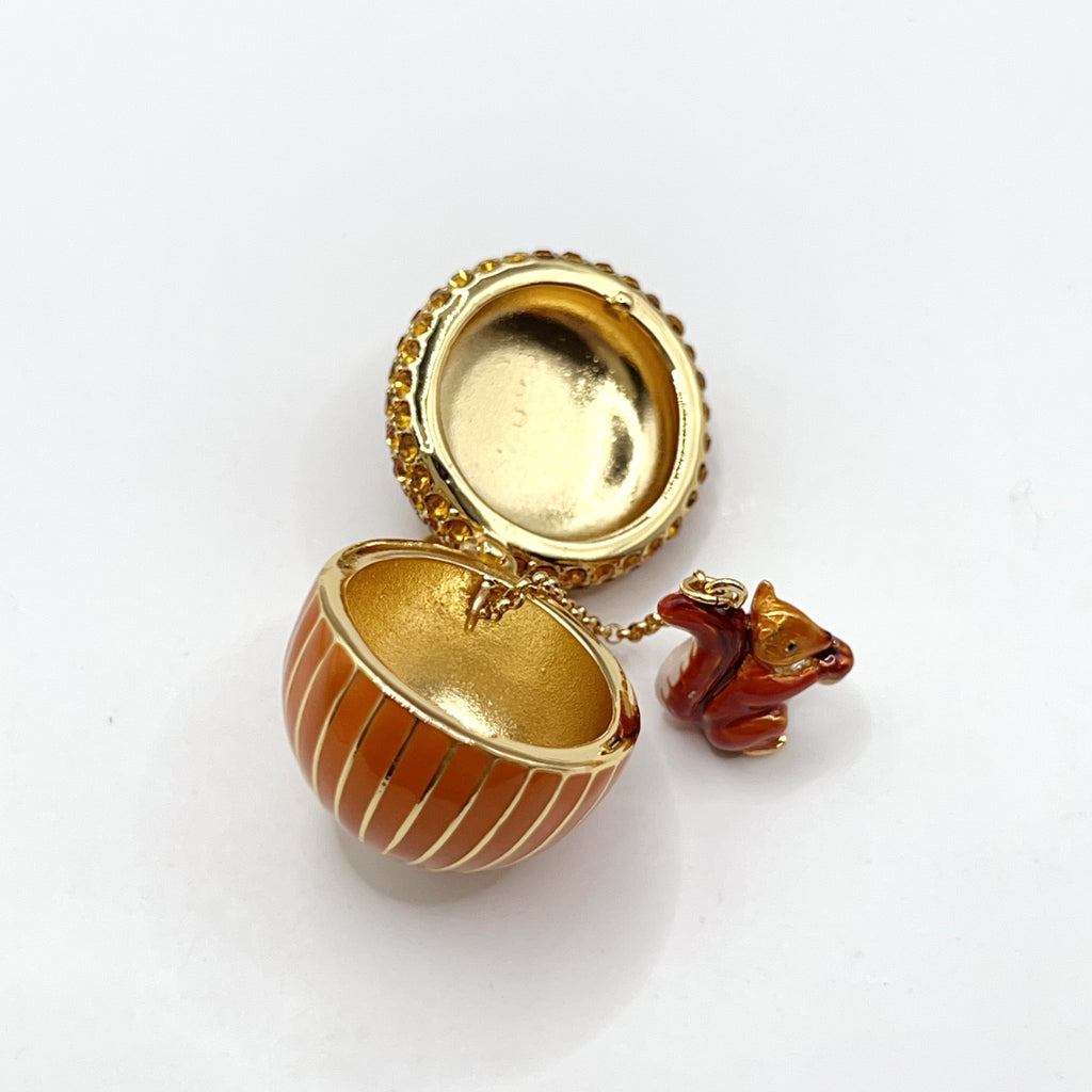 ARI018-ARI Dreams acorn and squirrel charm