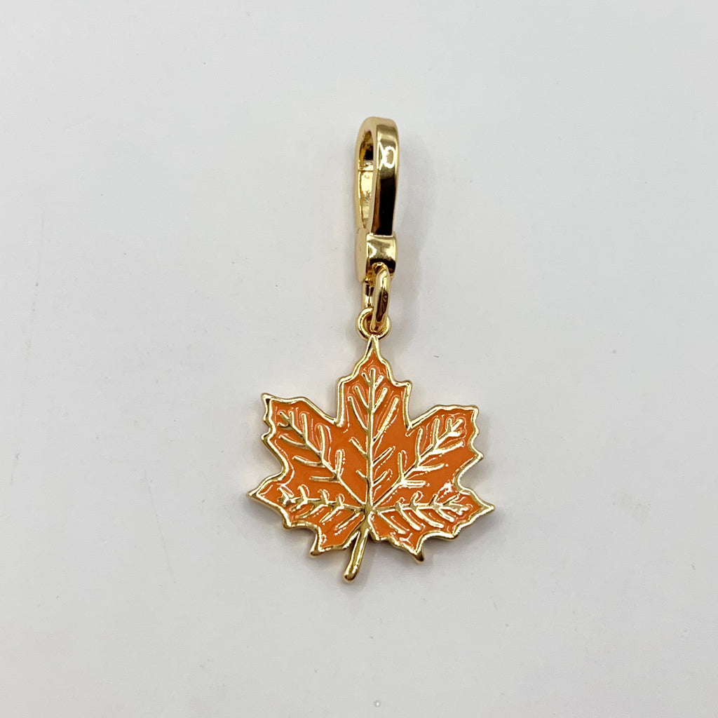 Z08-Juicy Couture maple leaf charm