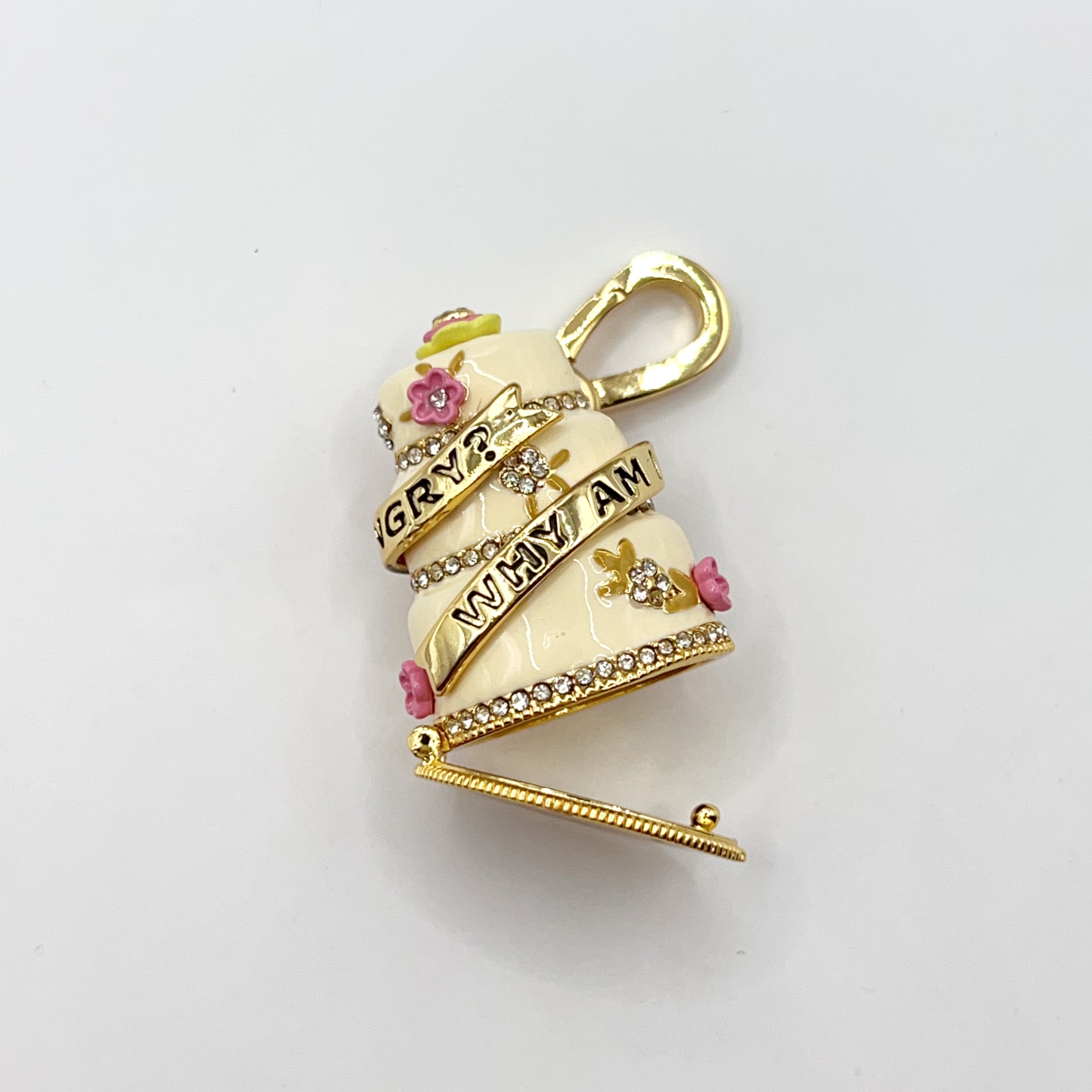O04-Juicy Couture wedding cake charm