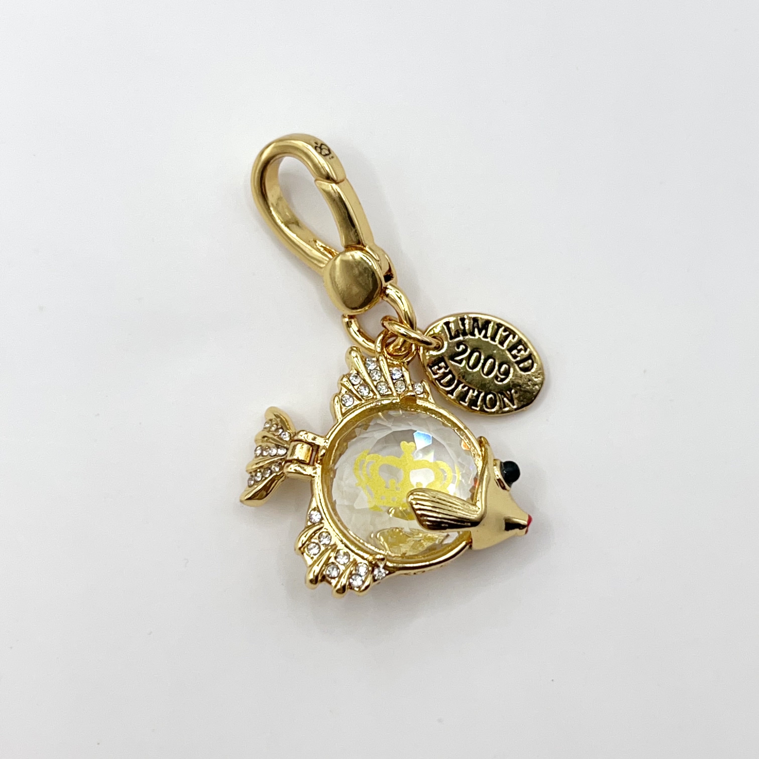 JC576-Juicy Couture fish charm