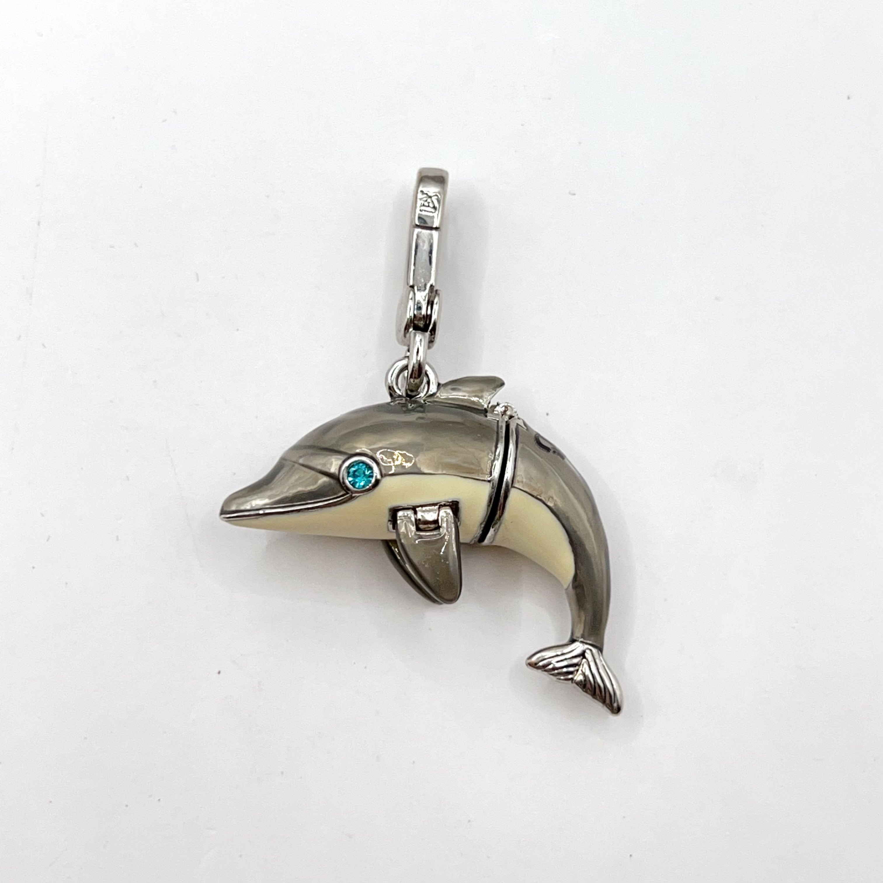 F09-Juicy Couture dolphin charm