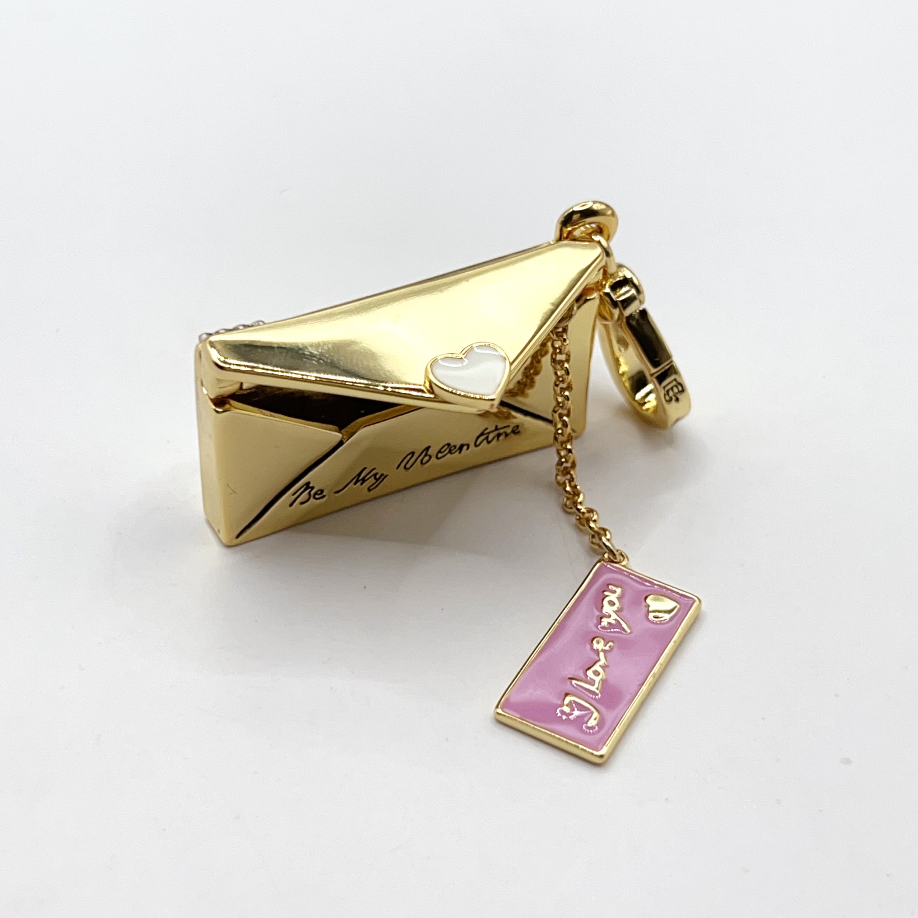 JC010-Juicy Couture love letter charm