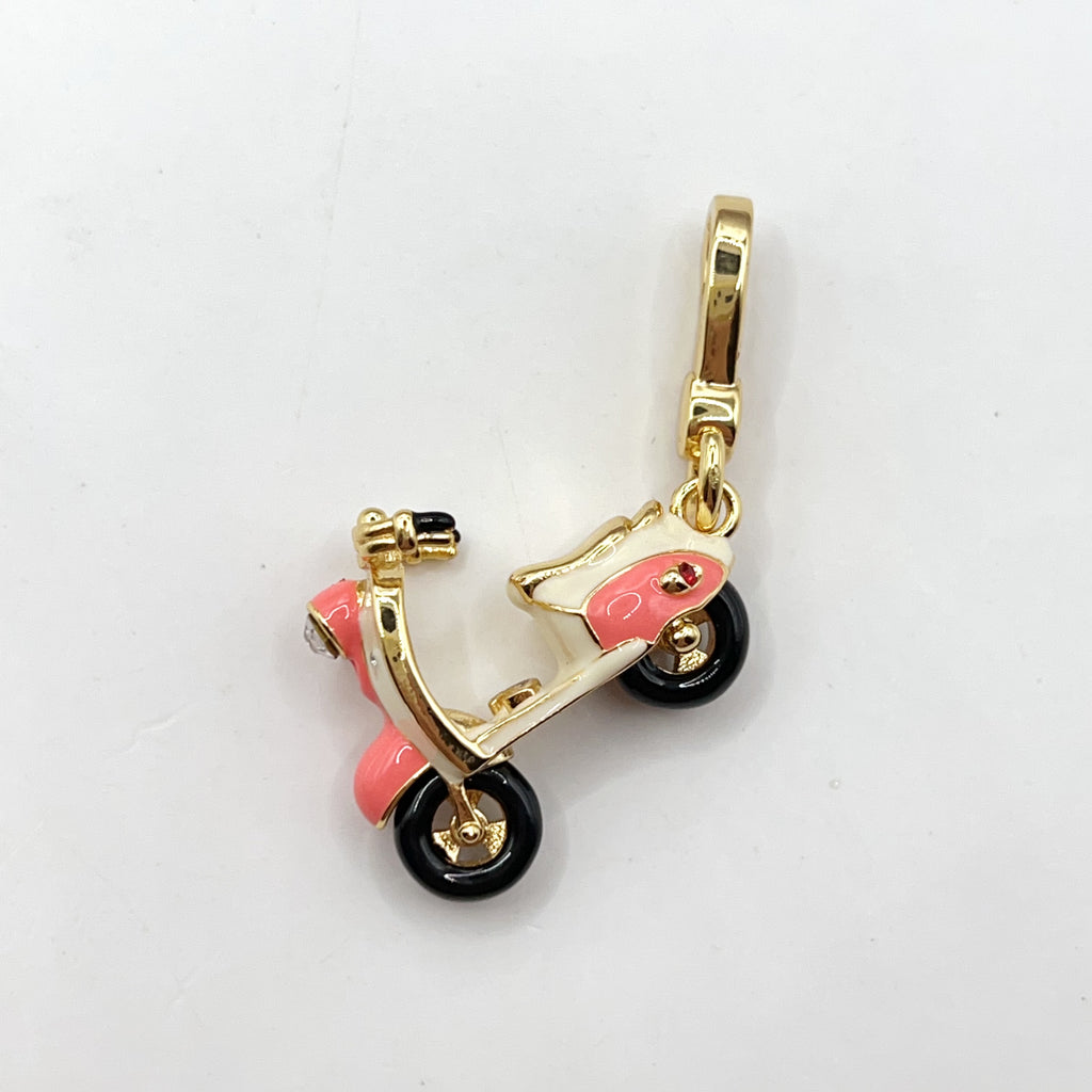 W04-Juicy Couture scooter charm