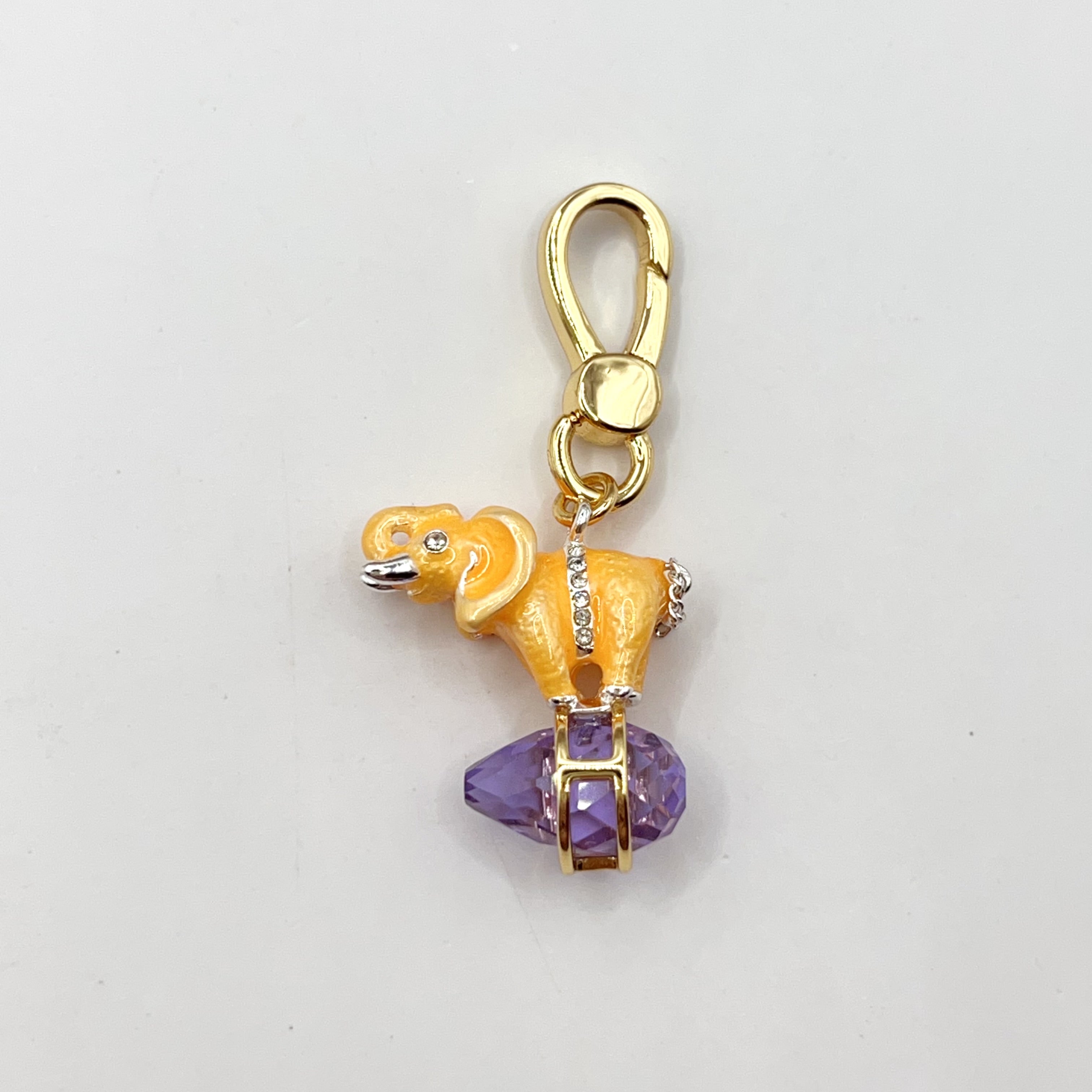 T08-Juicy Couture elephant with crystal charm