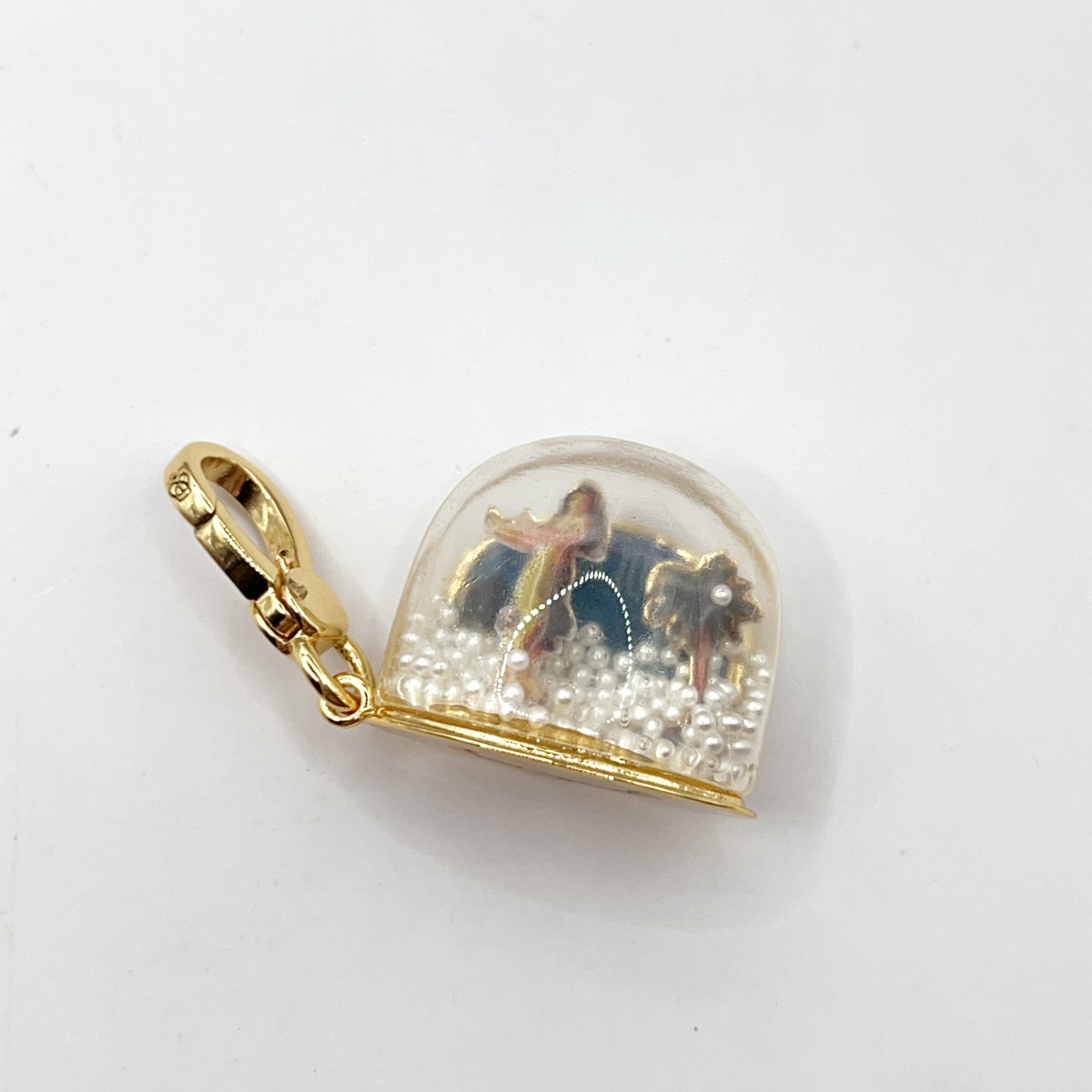 D01-Juicy Couture aloha snow globe charm