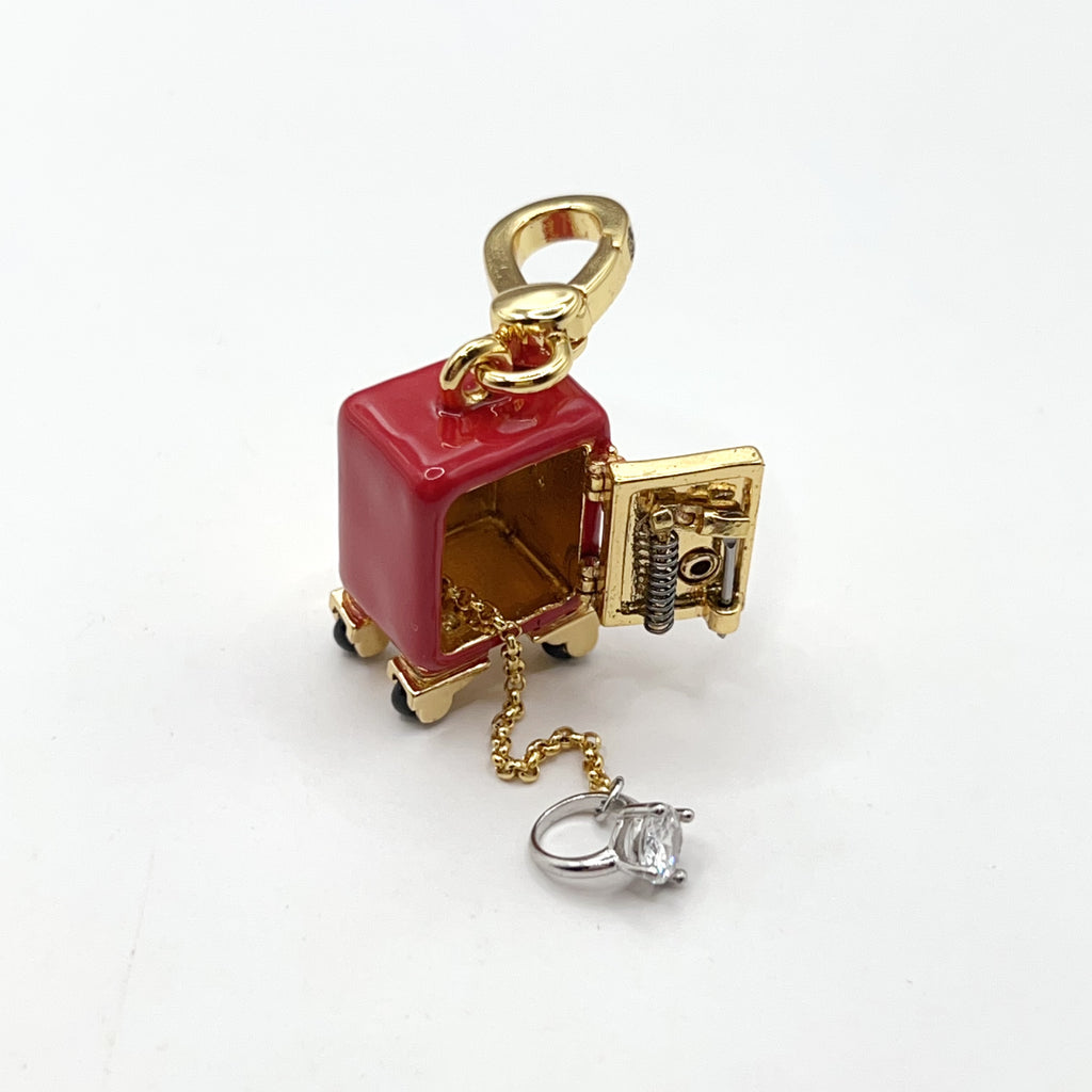 C02-Juicy Couture safe charm