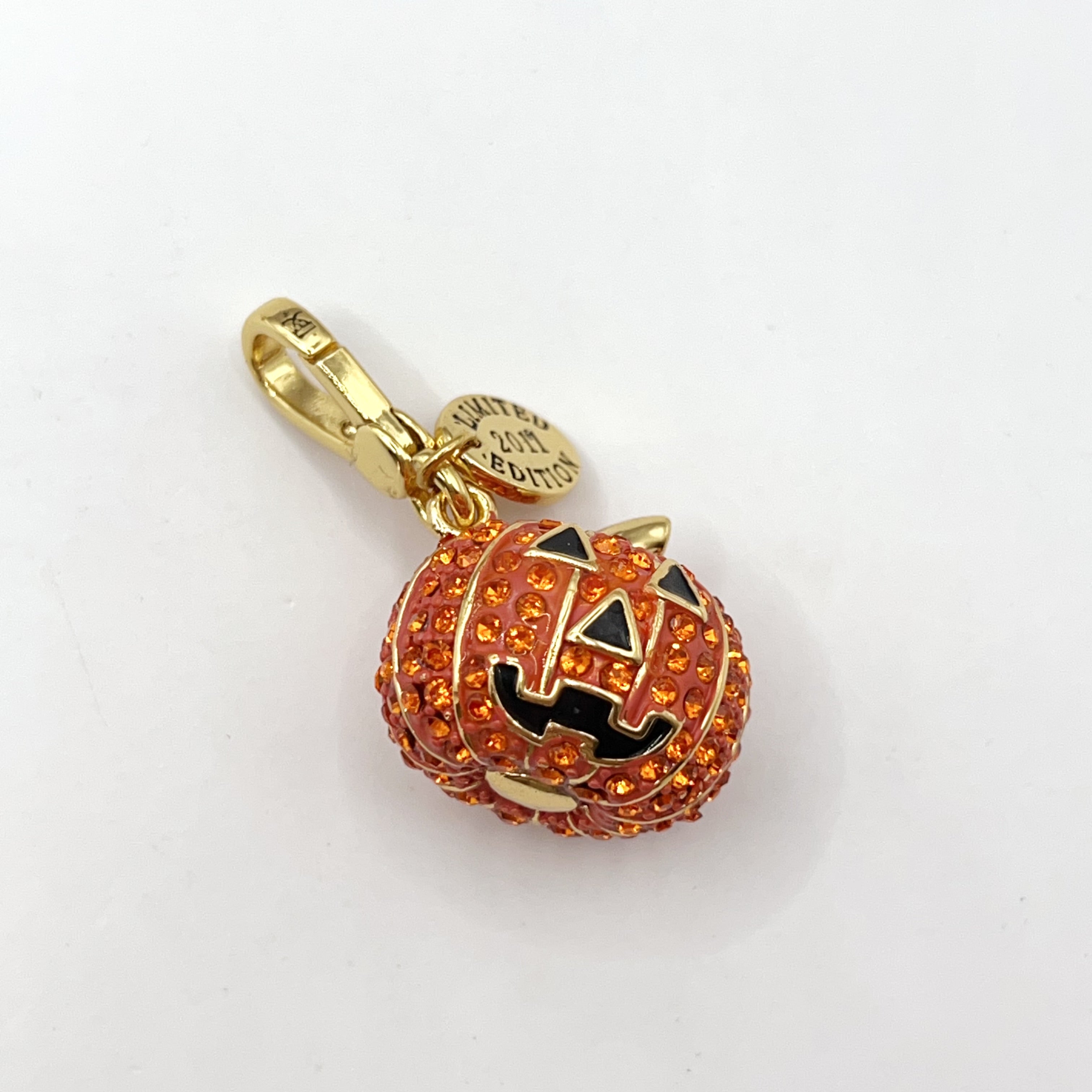 F02-Juicy Couture pave pumpkin charm