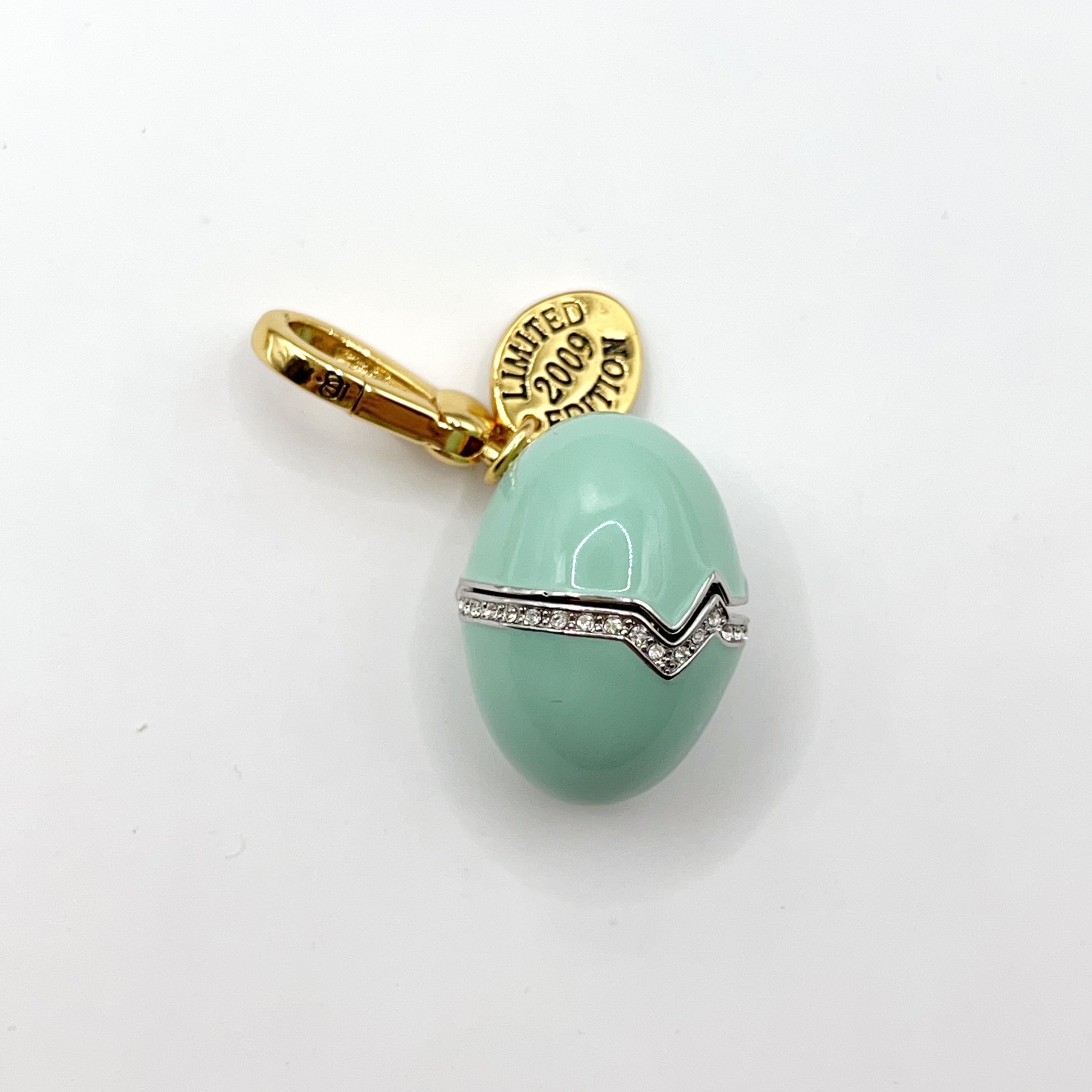 JC563-Juicy Couture blue egg charm