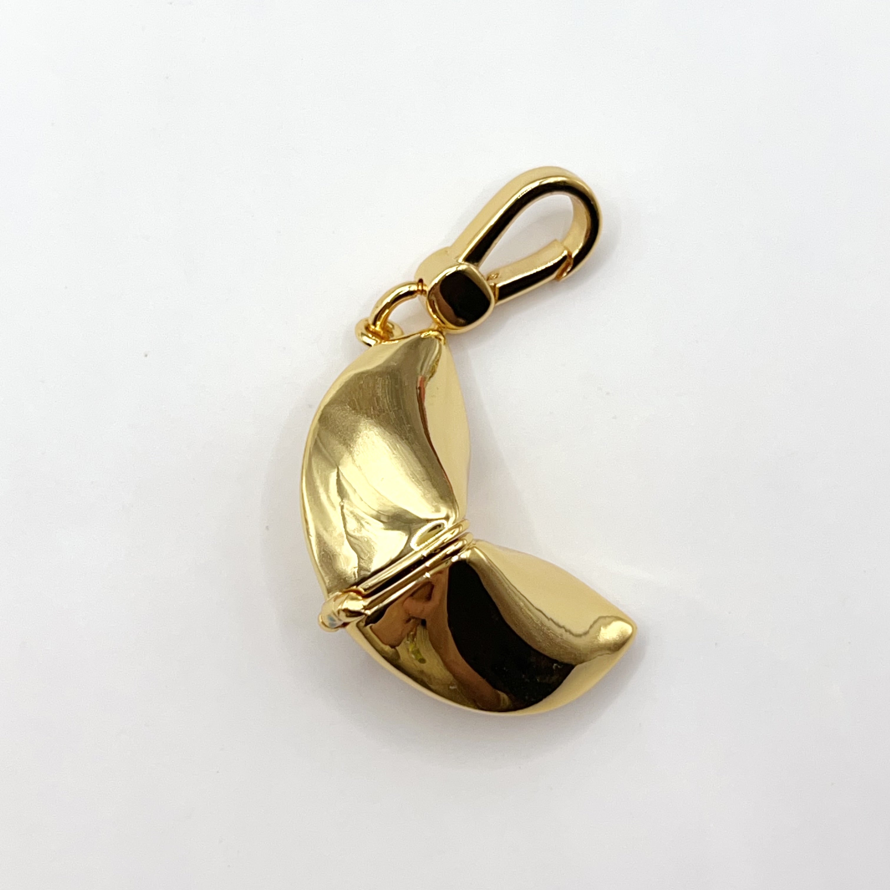 JC549-Juicy Couture fortune cookie charm