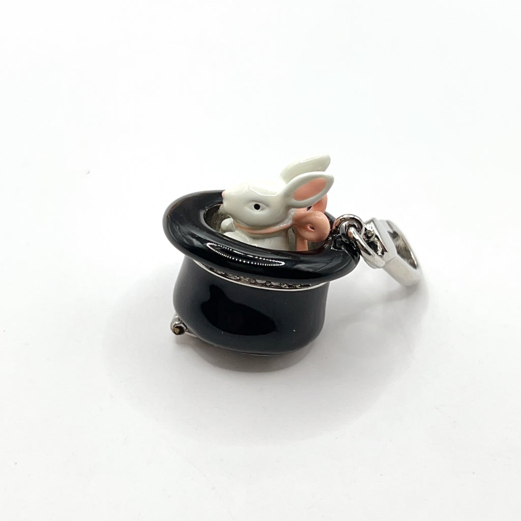 V13-Juicy Couture magic hat charm