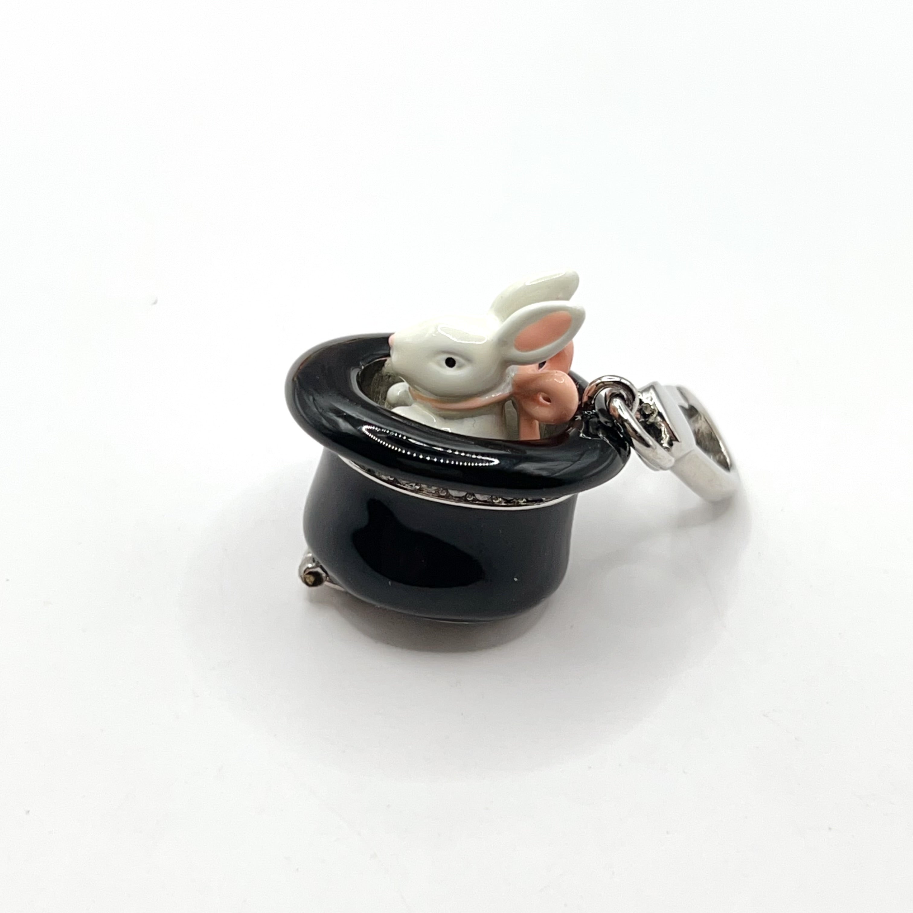 V13-Juicy Couture magic hat charm