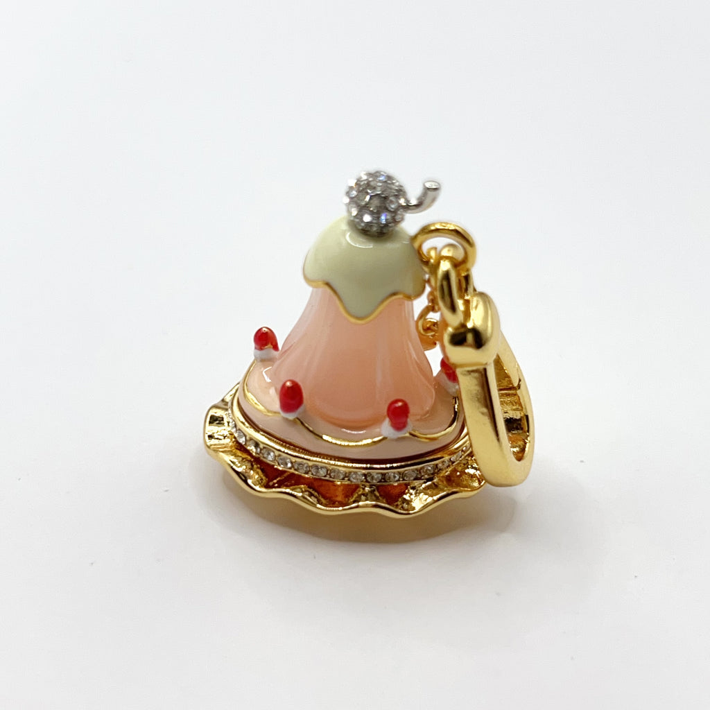 JC604-Juicy Couture dessert with spoon charm