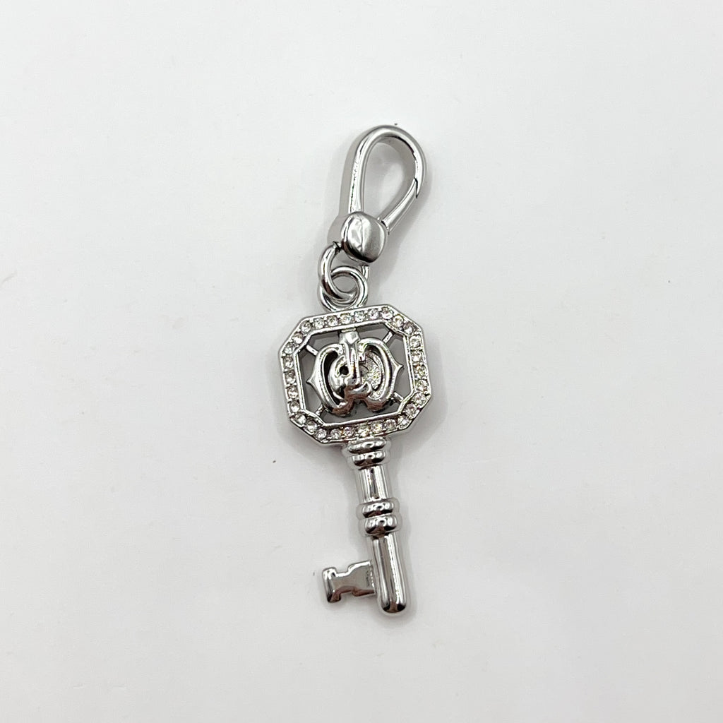 JC650-Juicy Couture silver keys charm