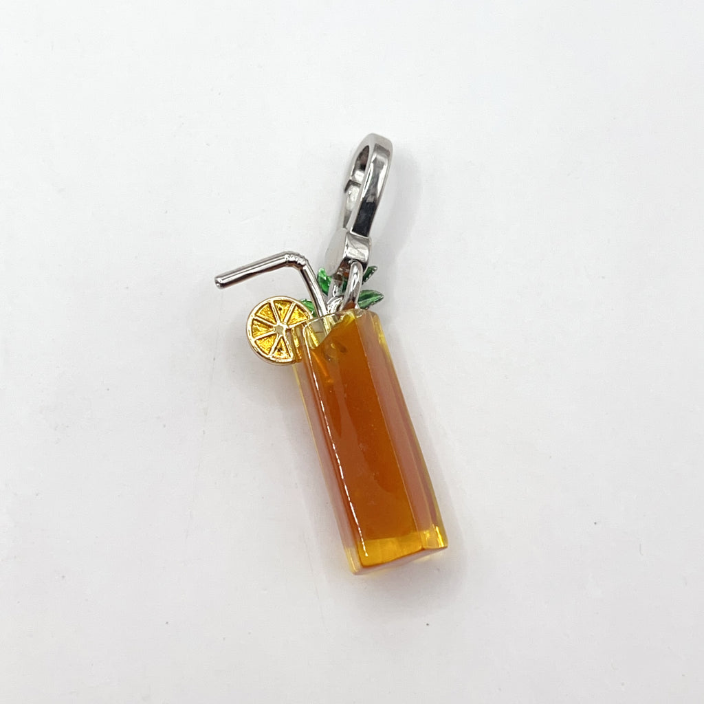 E06-Juicy Couture lemon iced tea charm