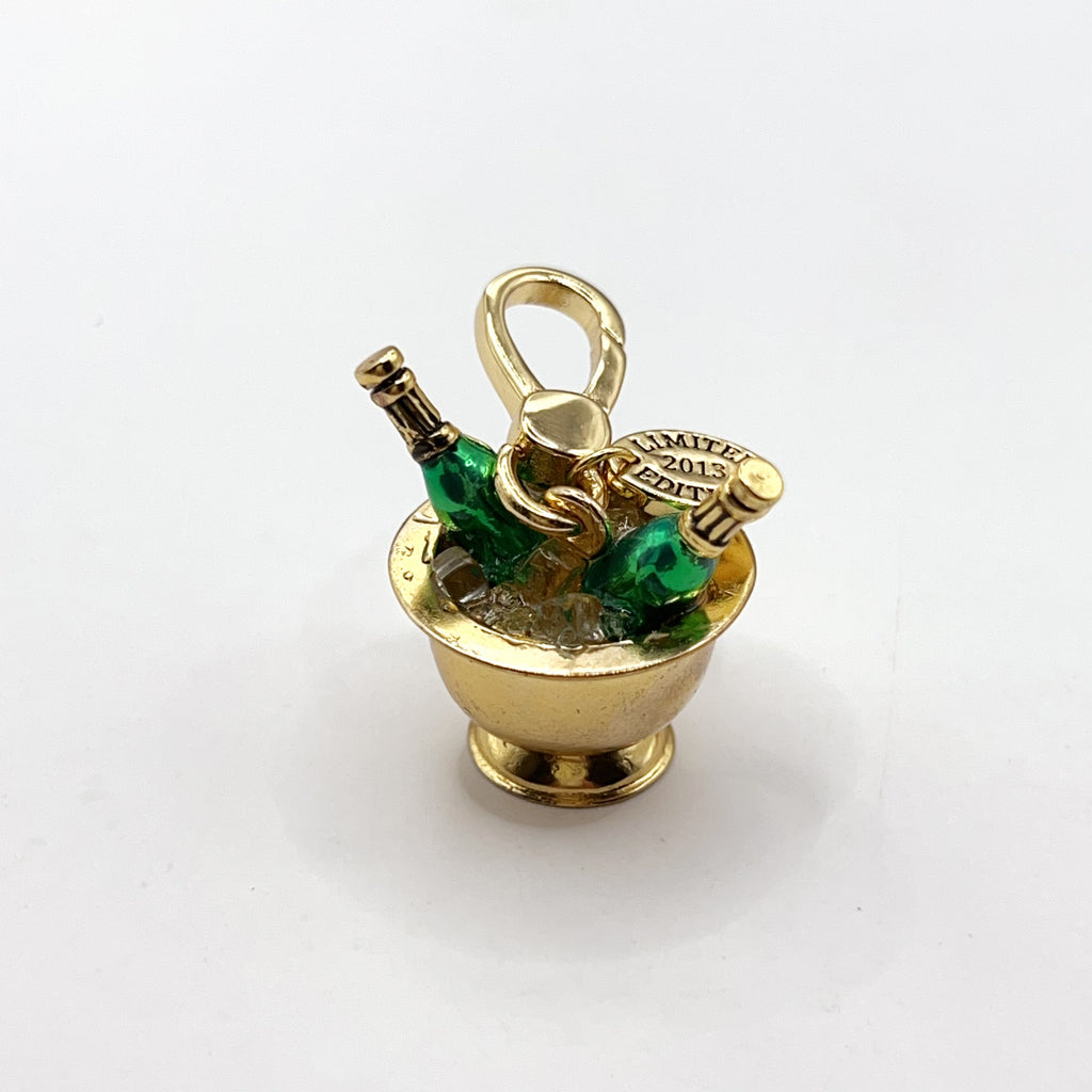 V02-Juicy Couture champagne bucket charm