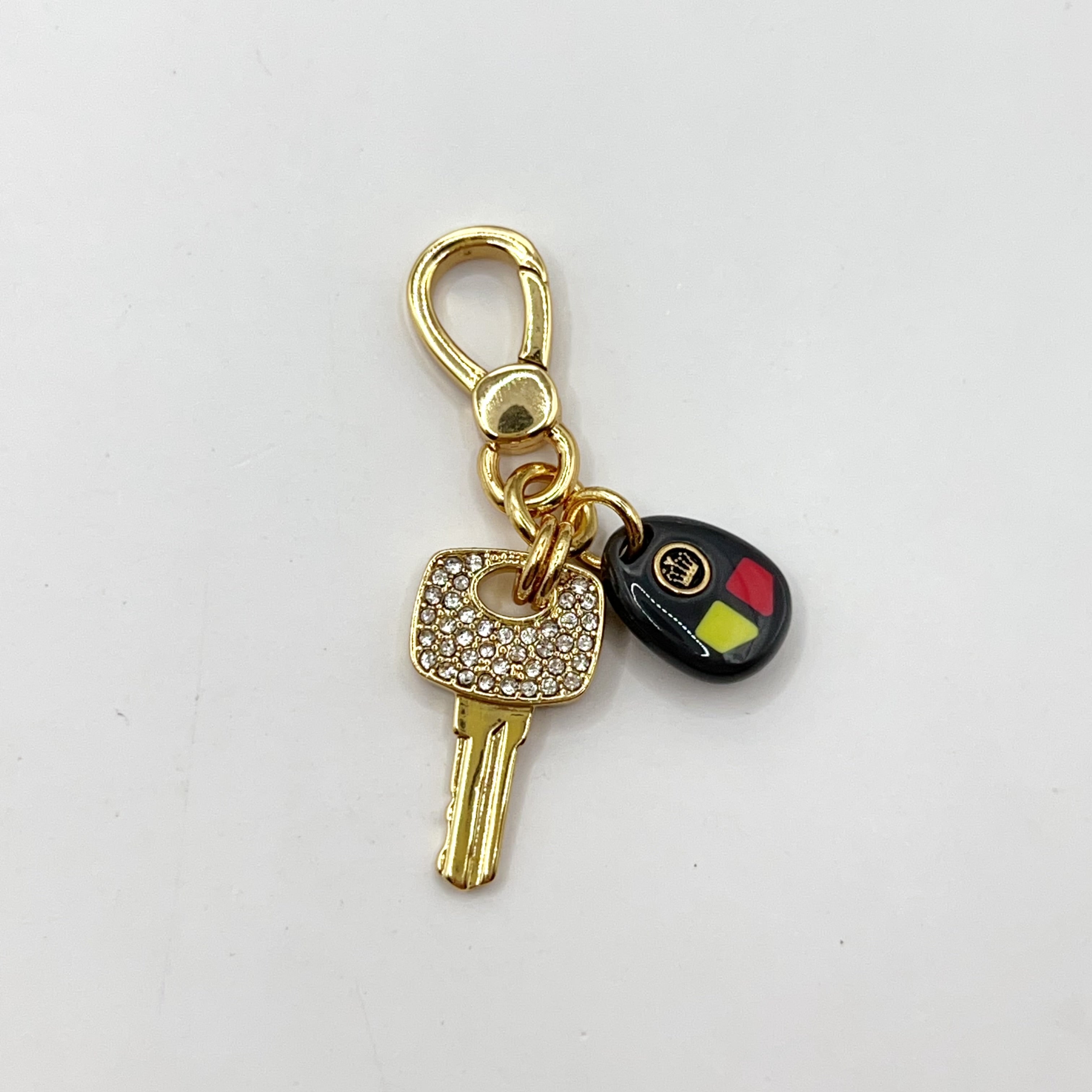 I05-Juicy Couture car keys charm