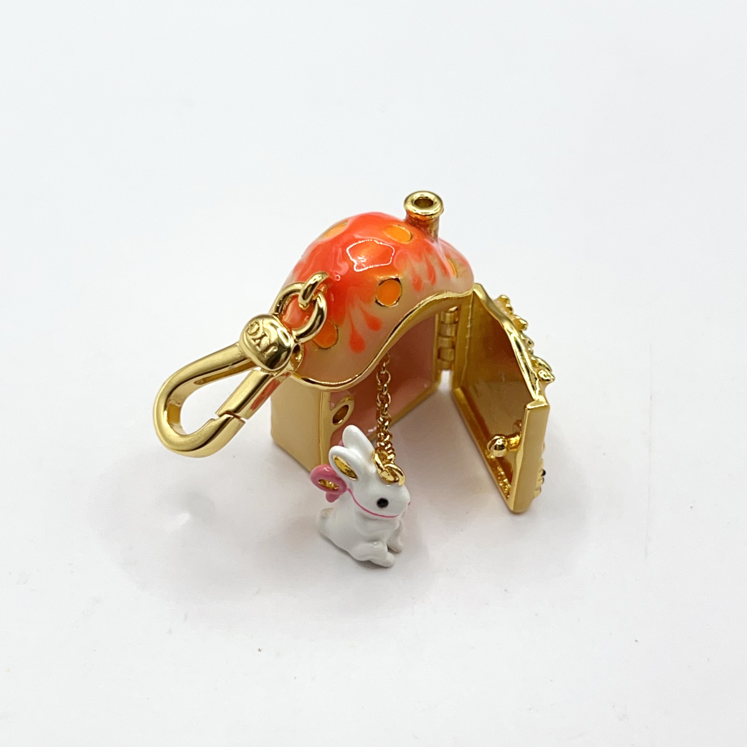 ARI003-ARI Dreams mushroom house charm